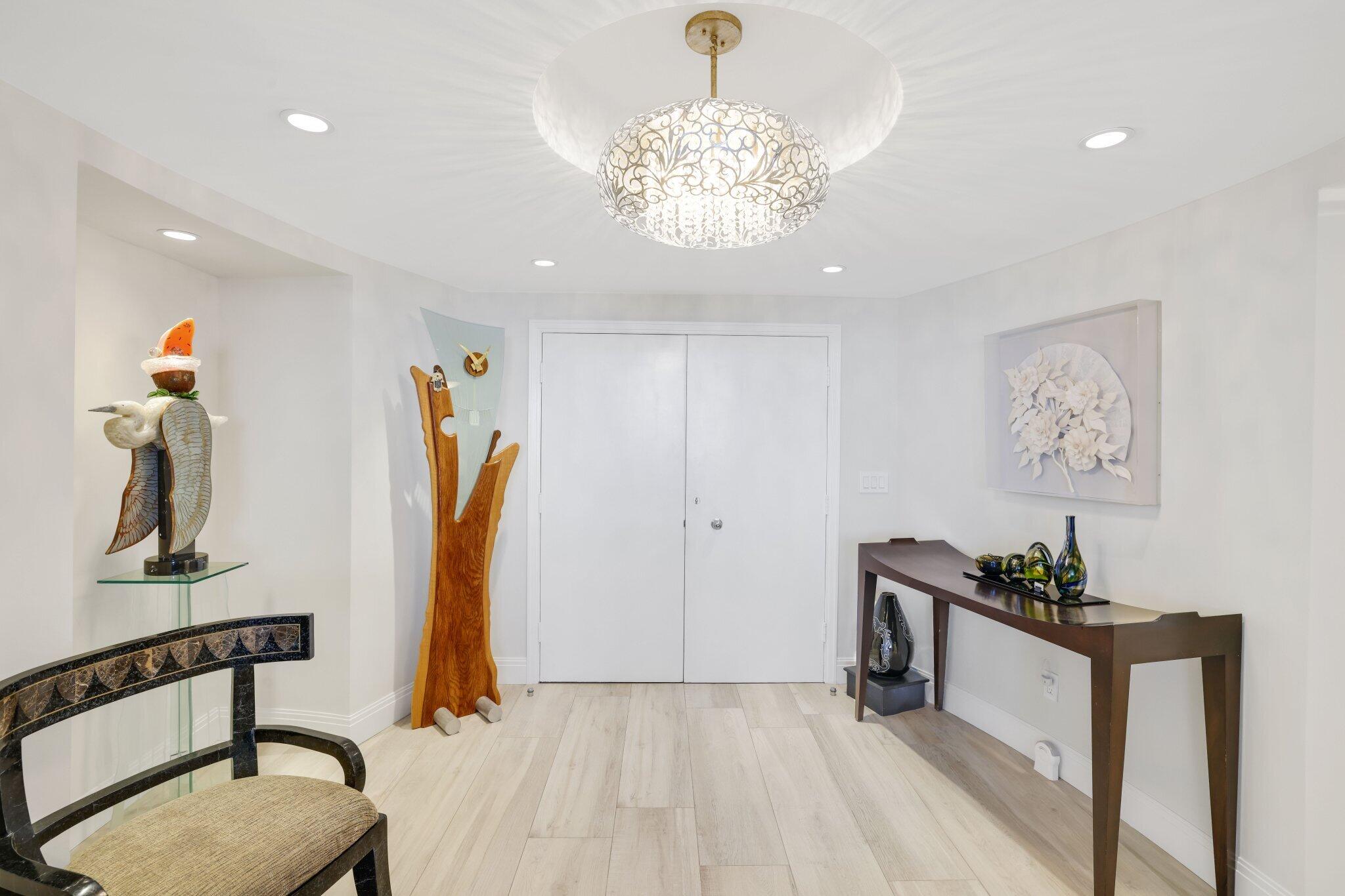 700 S Ocean Boulevard 1103-1104