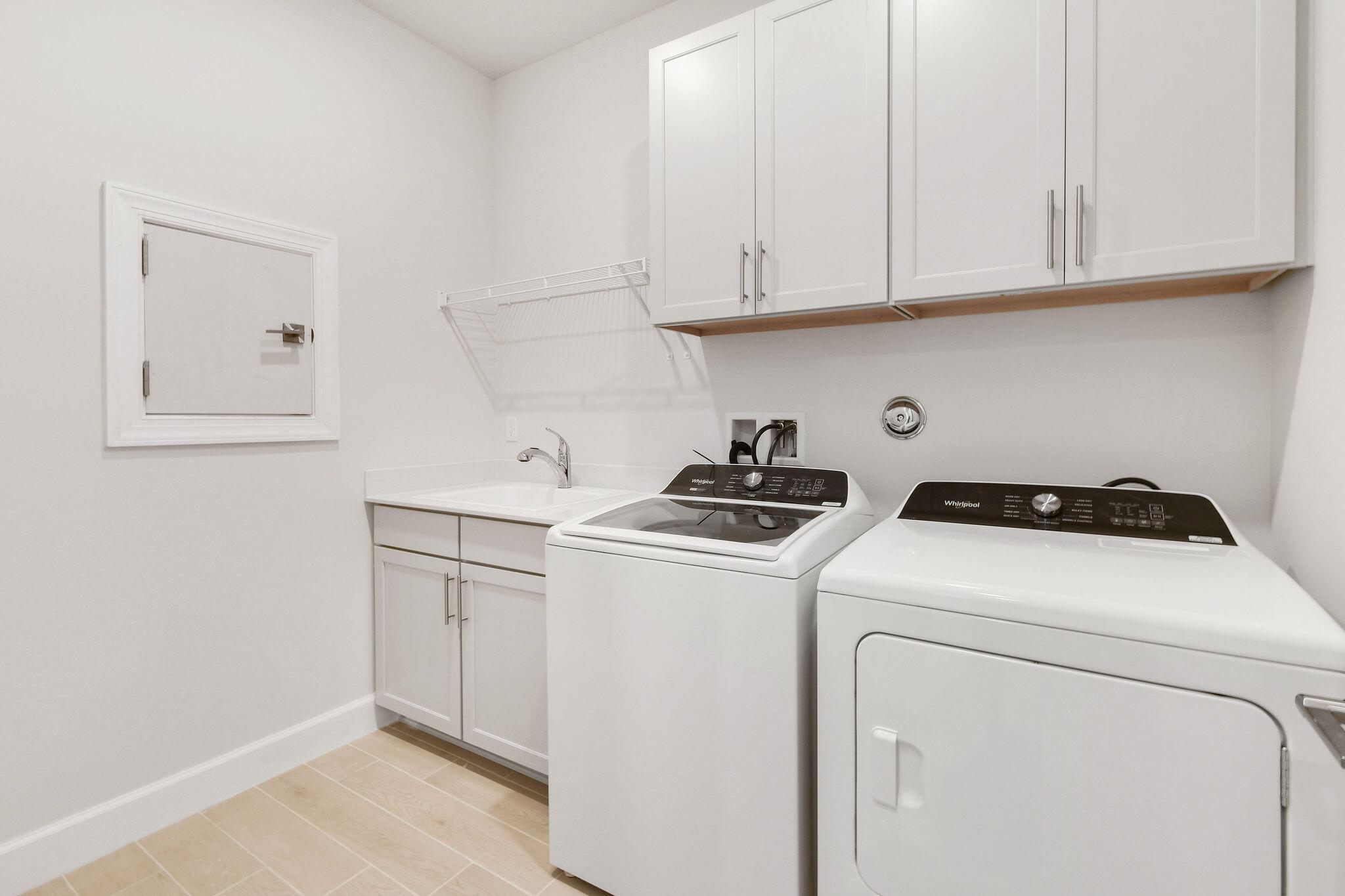 COSTA POINTE - Residential