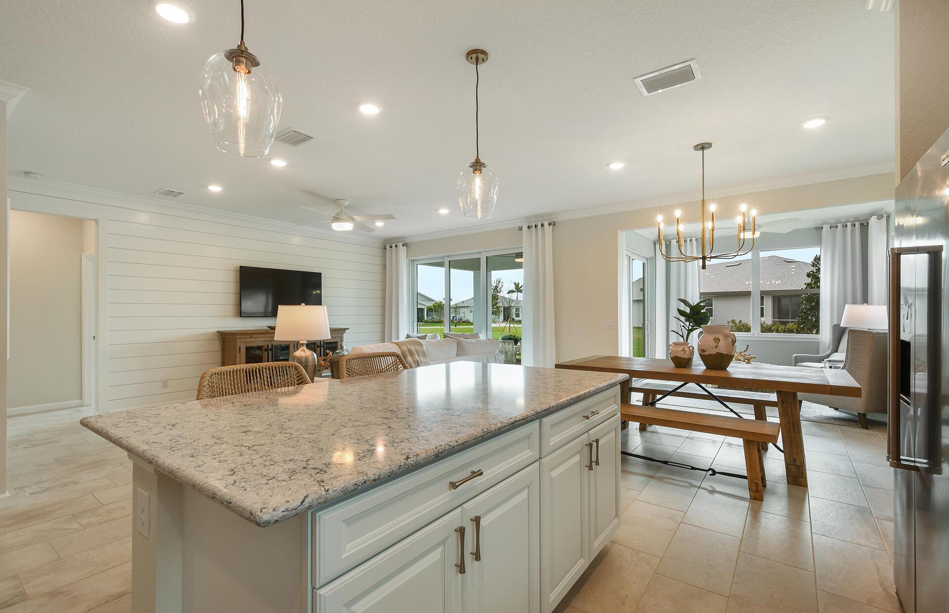 COSTA POINTE - Residential