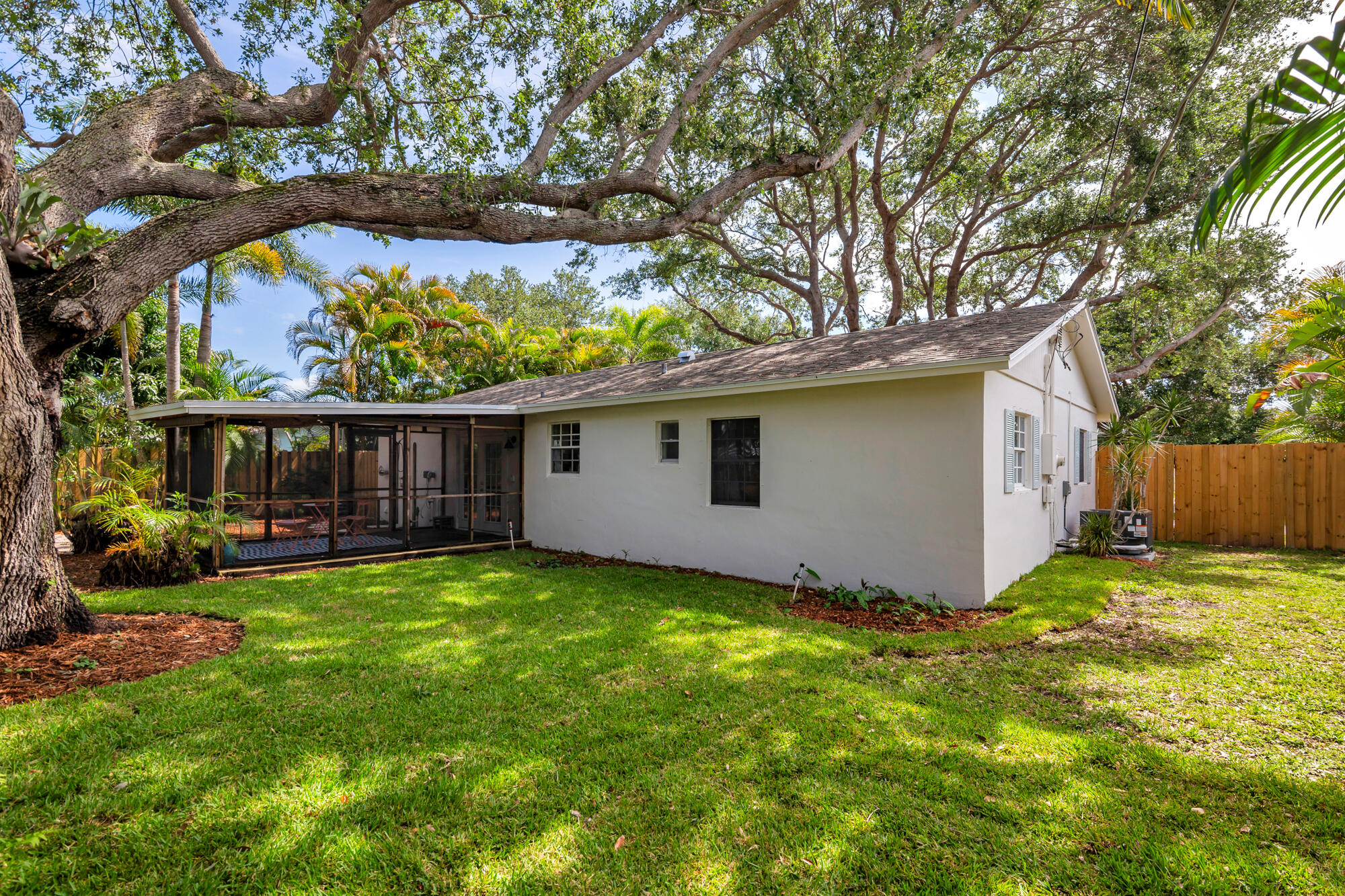 JUPITER RIVER ESTATES REPLAT - Residential