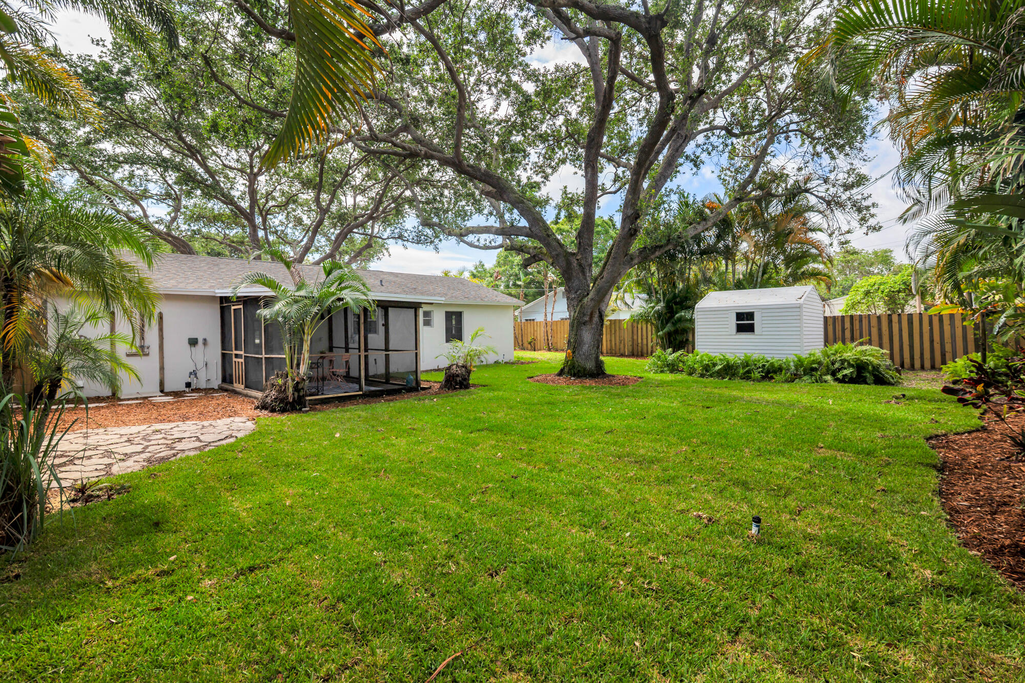 JUPITER RIVER ESTATES REPLAT - Residential