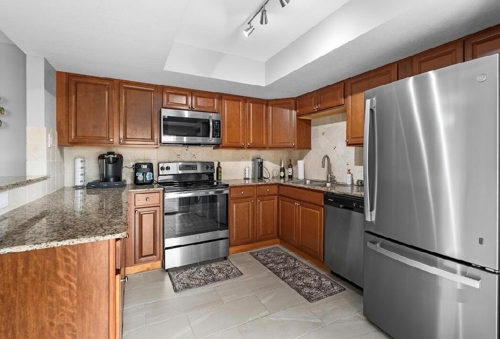 Photo of 1590 Shaker Cir Circle, Wellington, FL 33414 (MLS # R11006084)