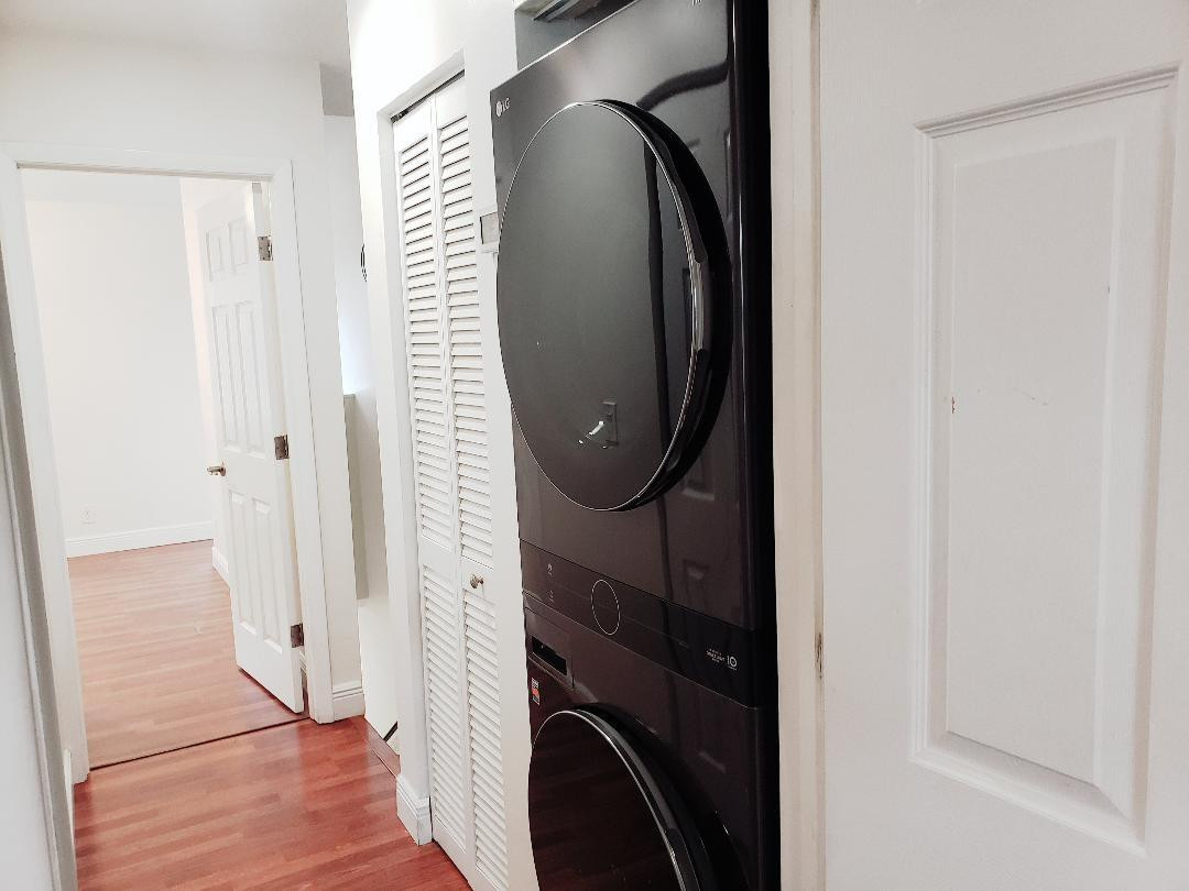 Cypress-Third 123-46 B - Residential Lease