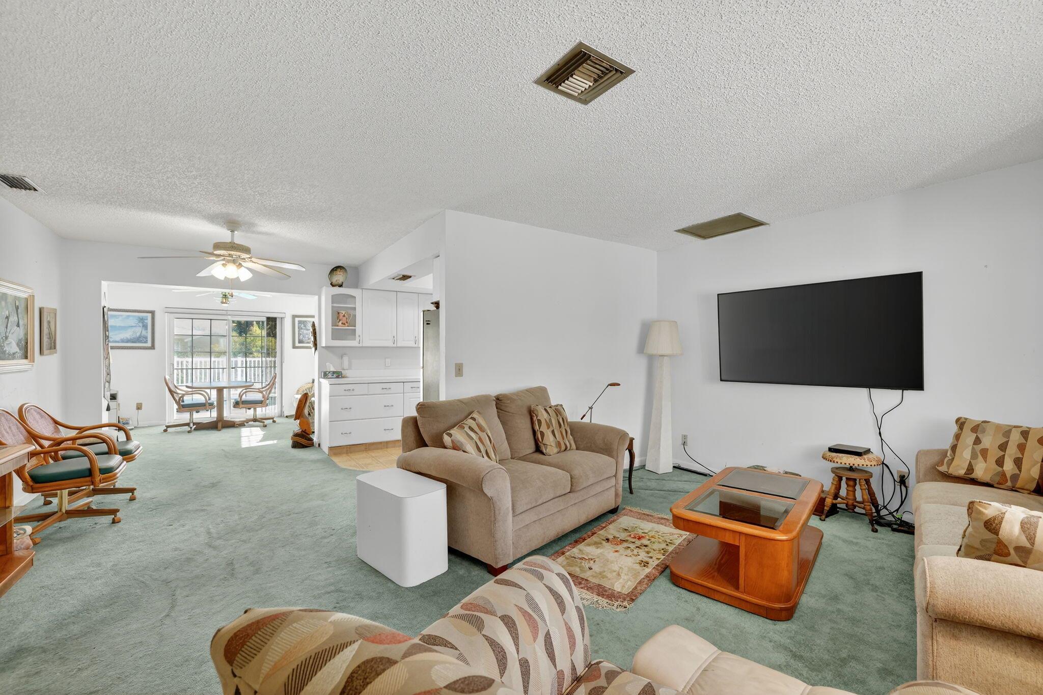 TROPICAL BEACH - Residential