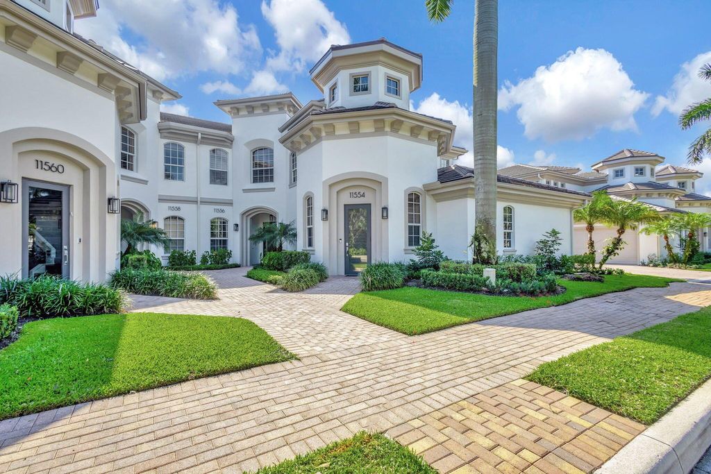 Photo of 11556 Villa Vasari Drive, Palm Beach Gardens, FL 33418 (MLS # R11018184)