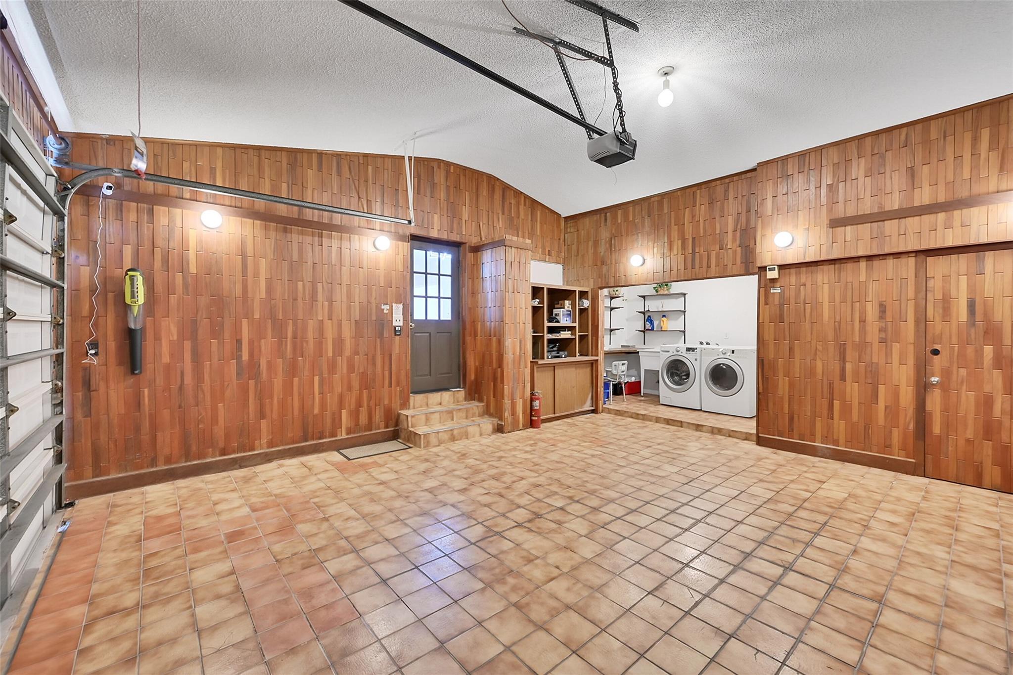 Golden Isles Sec A 42-33 - Residential