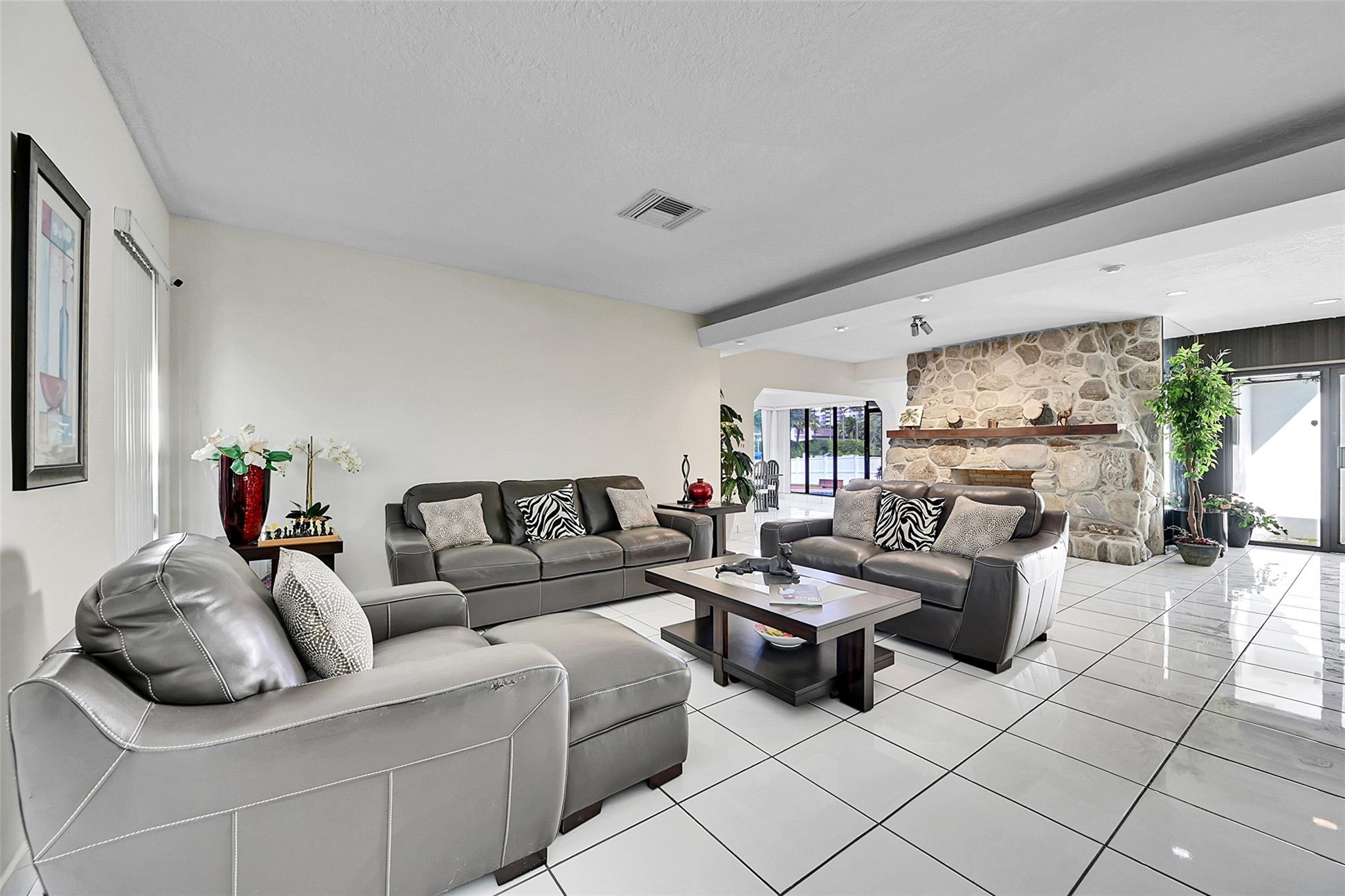 Golden Isles Sec A 42-33 - Residential