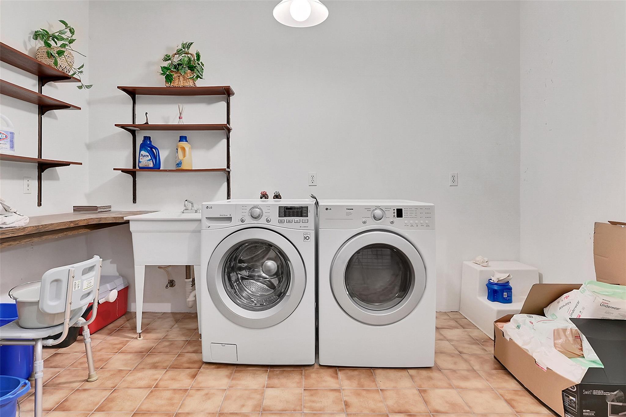 Golden Isles Sec A 42-33 - Residential