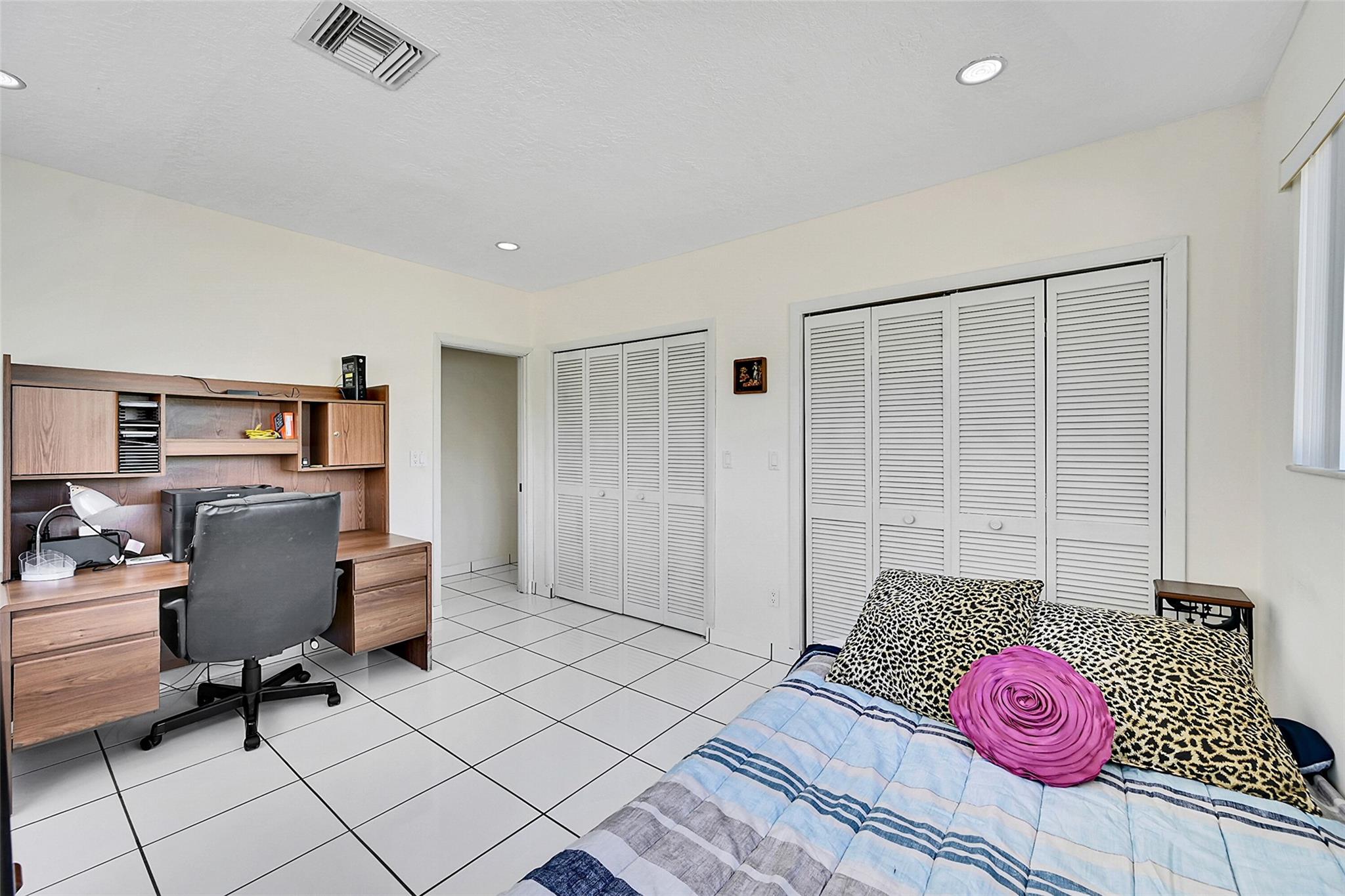 Golden Isles Sec A 42-33 - Residential