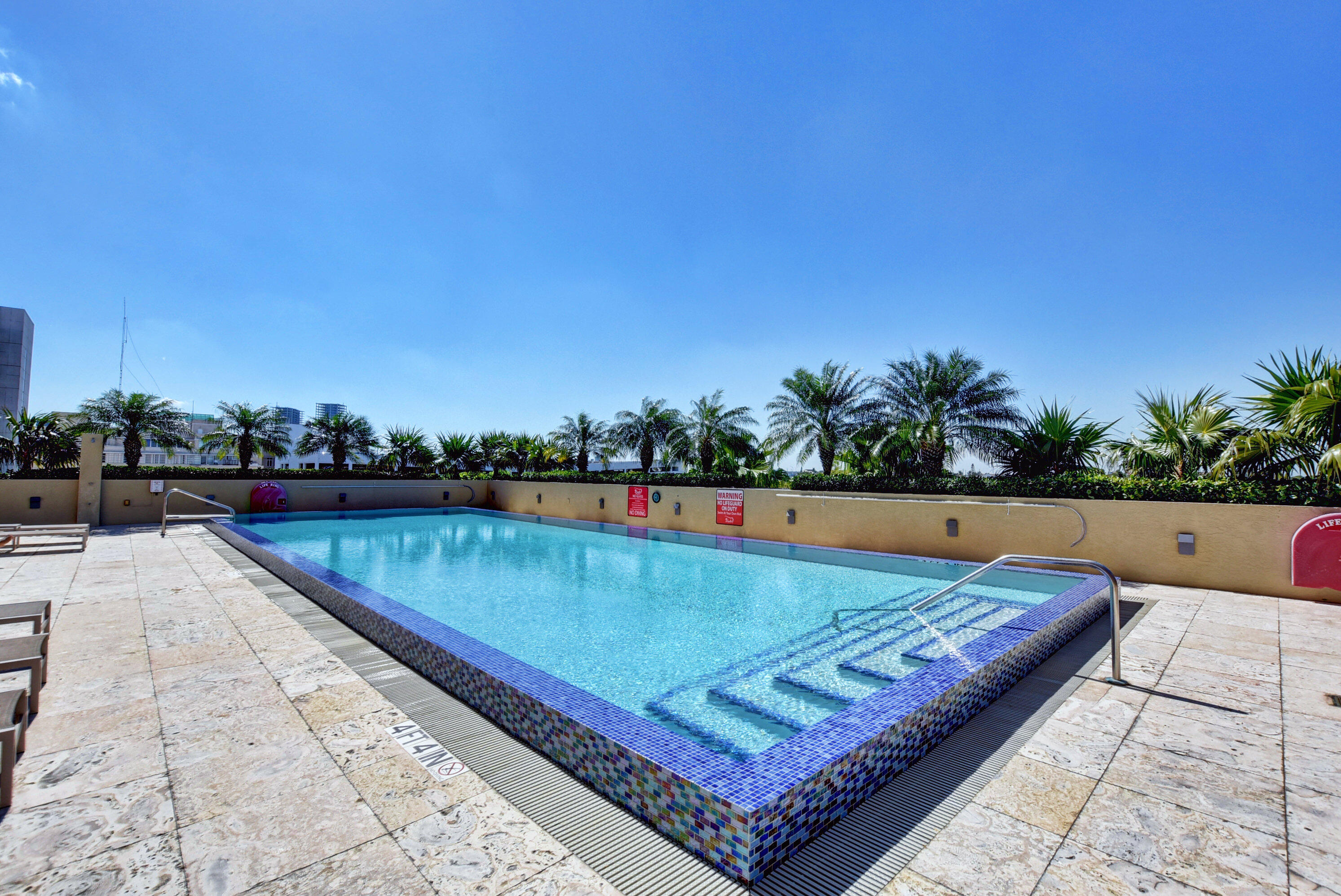 LAKESIDE COURT SOUTH ADD - Residential Lease