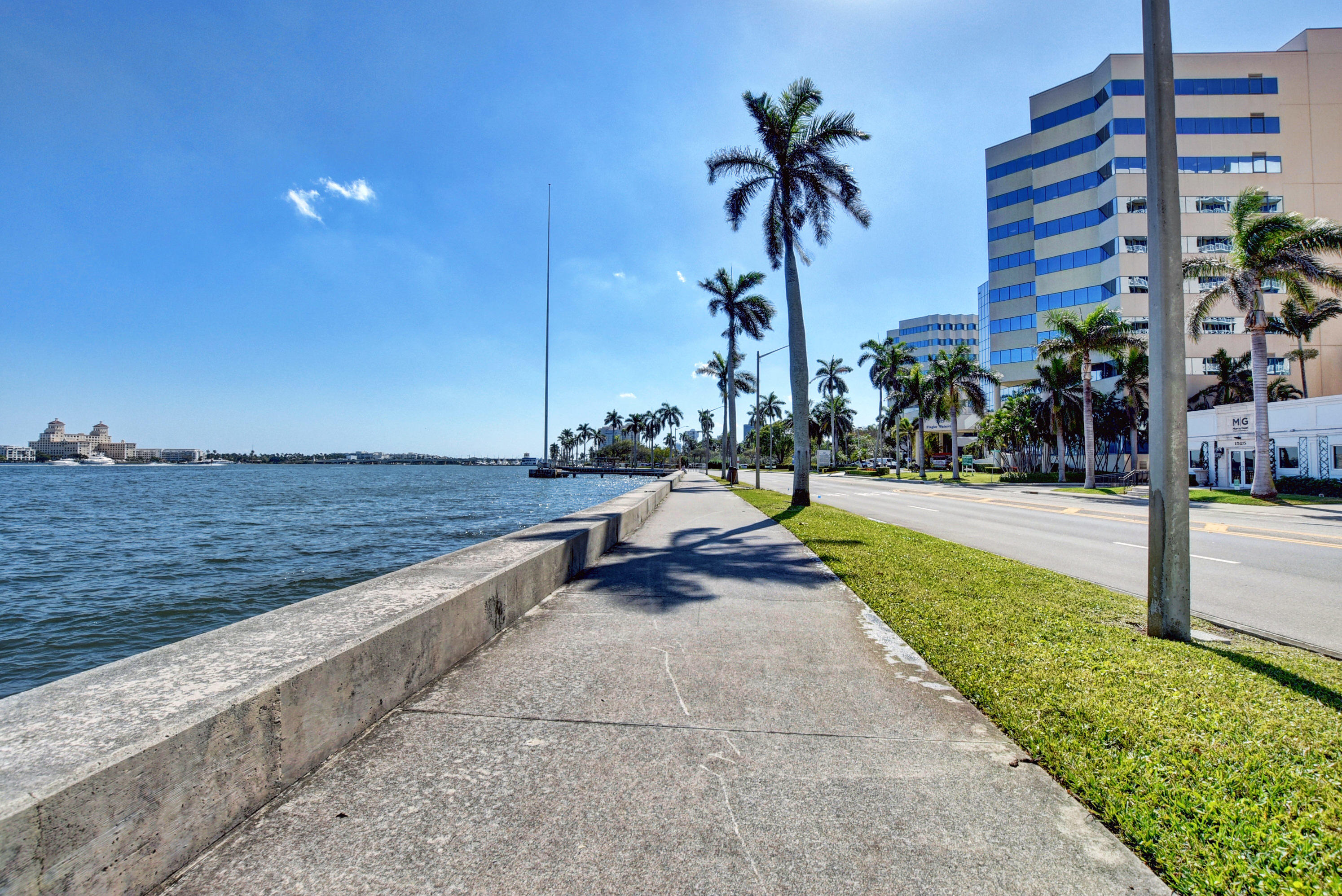 LAKESIDE COURT SOUTH ADD - Residential Lease