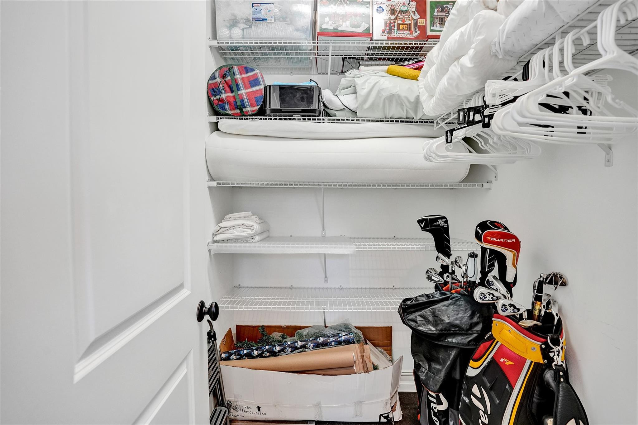 Cannery Row - Residential Lease