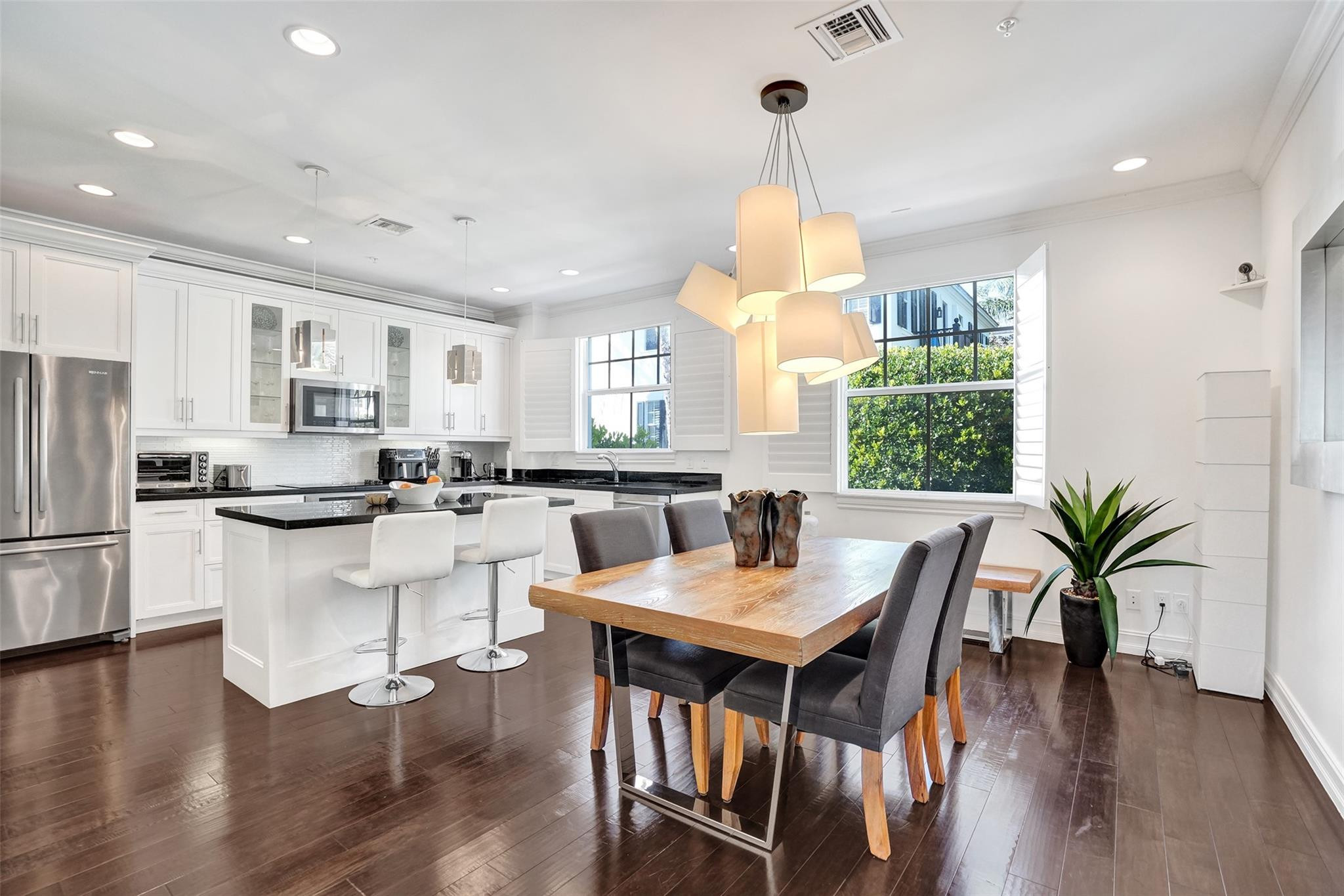 Cannery Row - Residential Lease