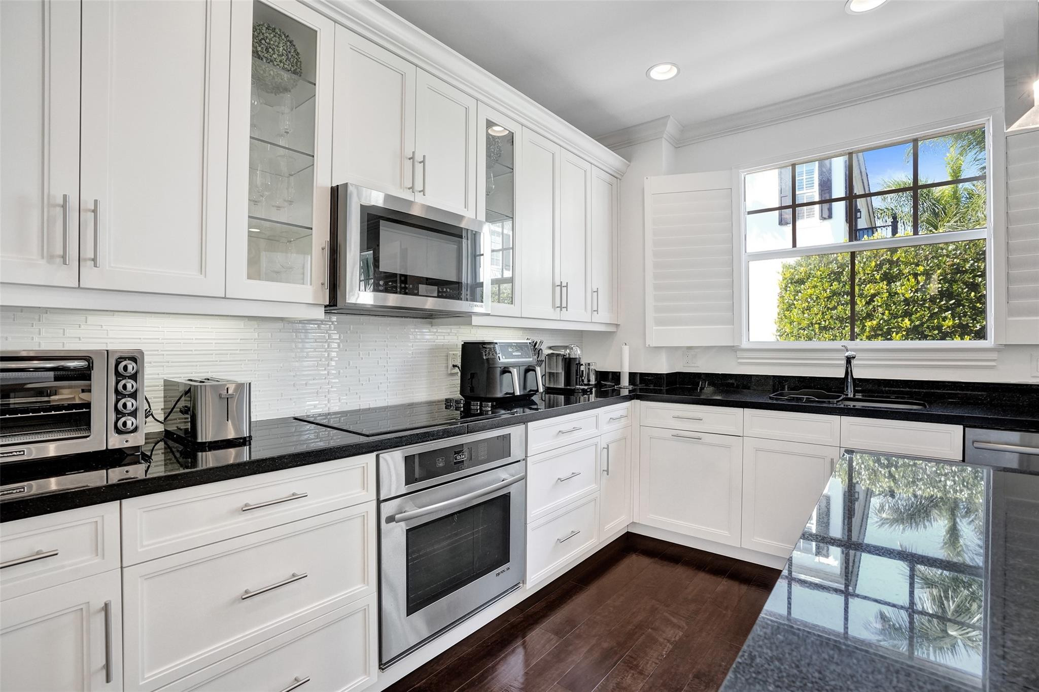 Cannery Row - Residential Lease