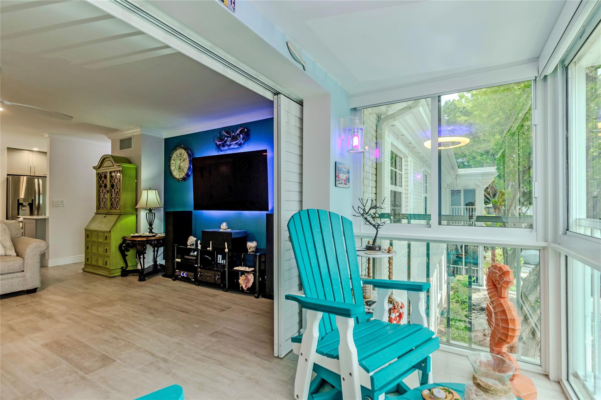 STUNNING turnkey unit & Boaters Dream. steps from the intracoastal & pool with bar.
This 2/2 condo was completely remodeled by current owners! kitchen opened up and upgraded with high end LG appliances, under cabinet lighting & large island!
View of canal from your enclosed porch, tile/wood flooring throughout, brand new bathrooms, LG washer and dryer in unit, impact windows, new a/c and hot water tank, automatic patio shades and smart LED lighting.
Bay Colony Club is a hidden gem in Ft Lauderdale.
Gated community with 24 hour security!
dockage for up to a 50ft boat @ 2.50 a foot!!
Amenities include 4 Pools, pickleball courts, tennis, 3 clubhouses, shuffleboard, 2 fitness centers and private dockage.
Incredible location minutes from the beach, restaurants, shopping and more!