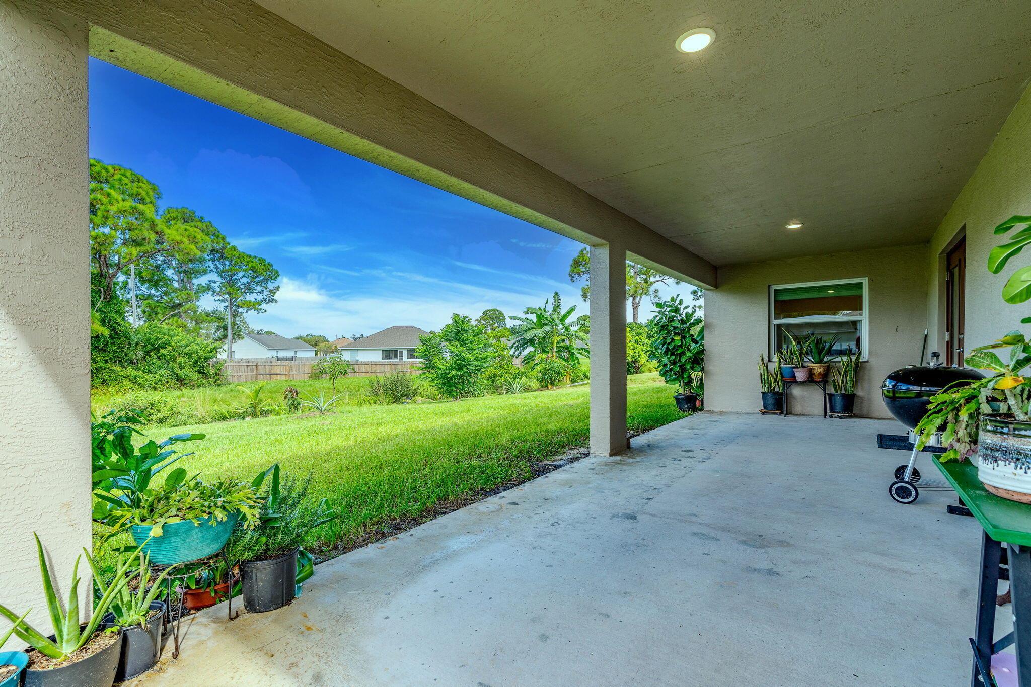 PORT ST LUCIE SECTION 17 - Residential