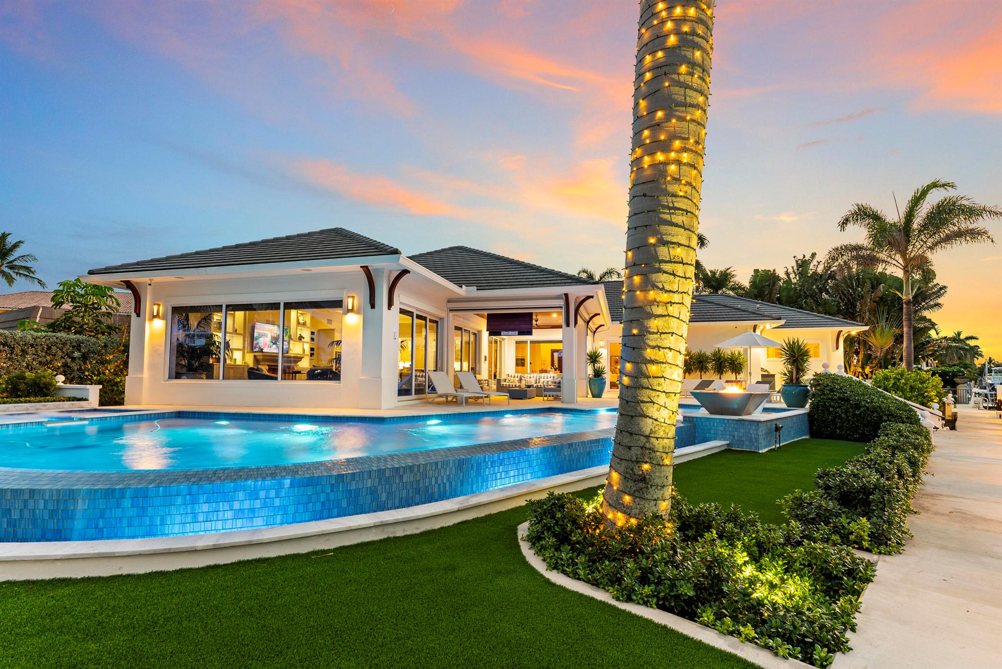 TROPIC ISLE 2ND SEC - Residential