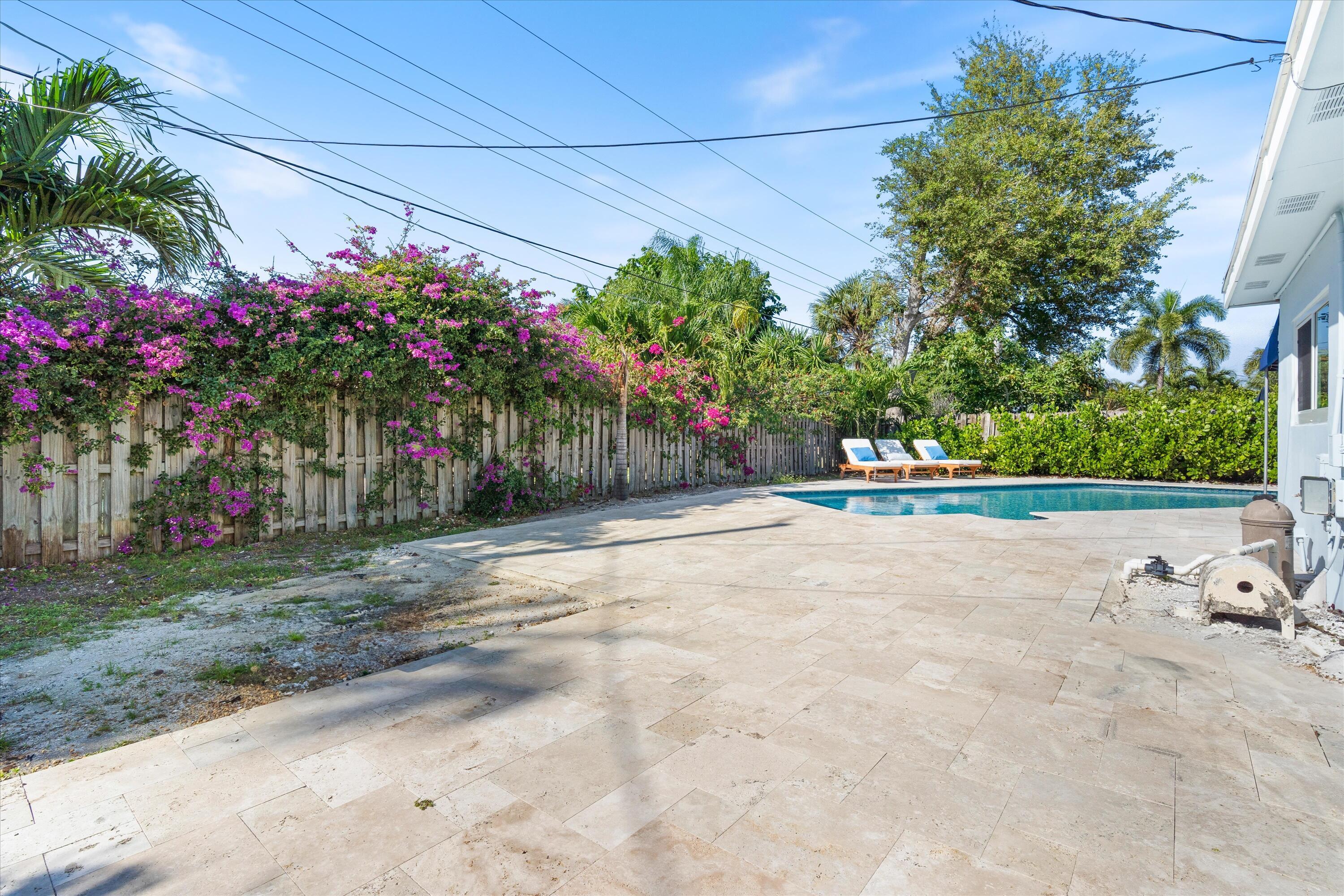 DEER-POMP ESTATES - Residential