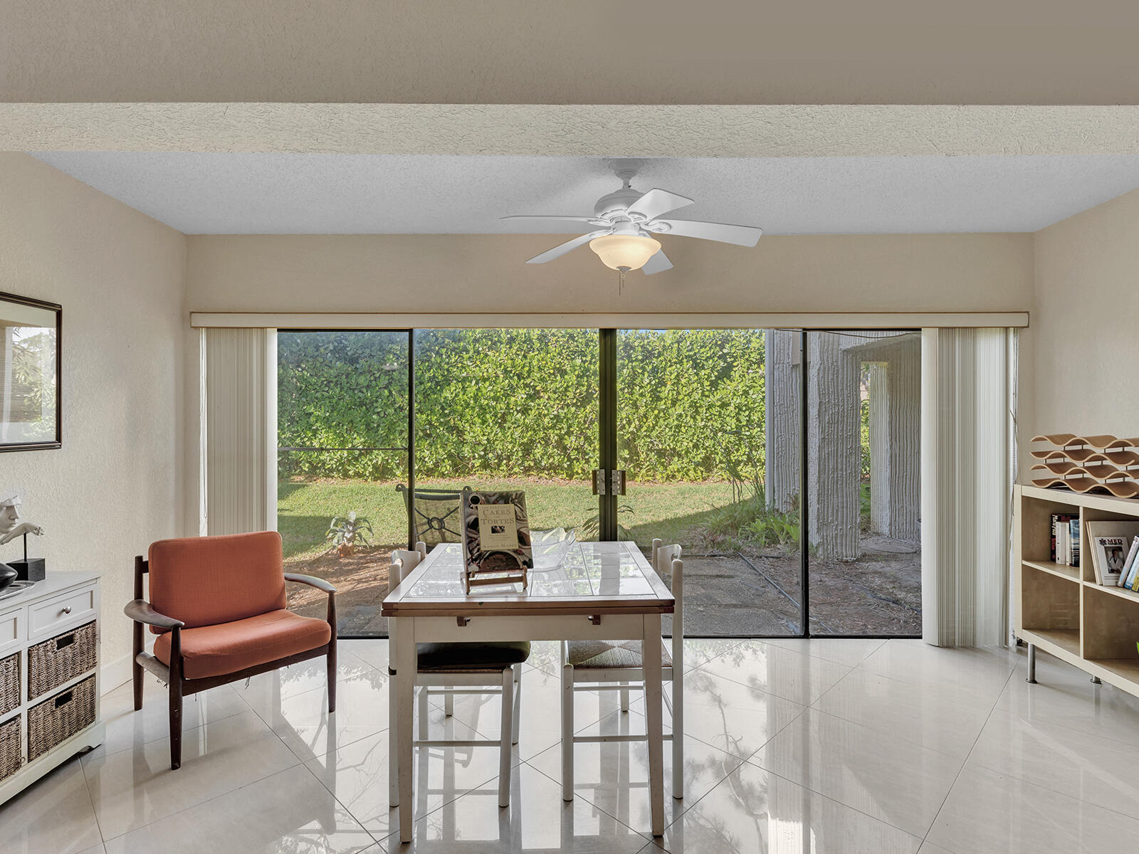 WOODHAVEN CONDO - Residential Lease