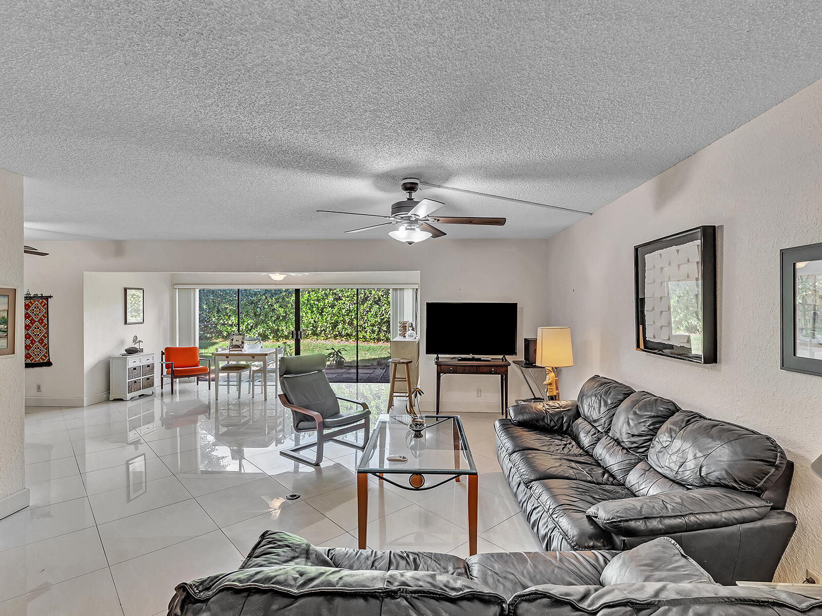 WOODHAVEN CONDO - Residential Lease