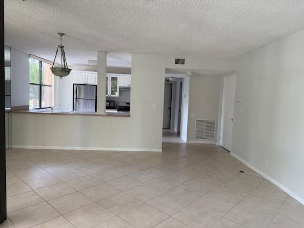 Photo of 500 Egret Circle #8211, Delray Beach, FL 33444 (MLS # B26047289)