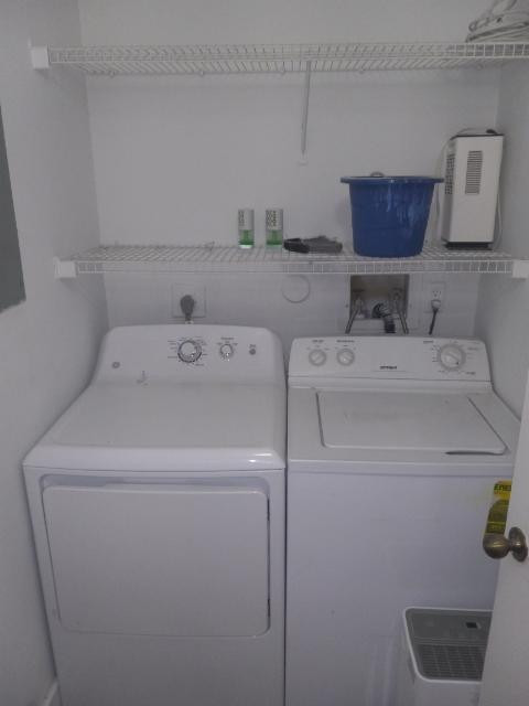 Windward Lakes Condo - Residential Lease