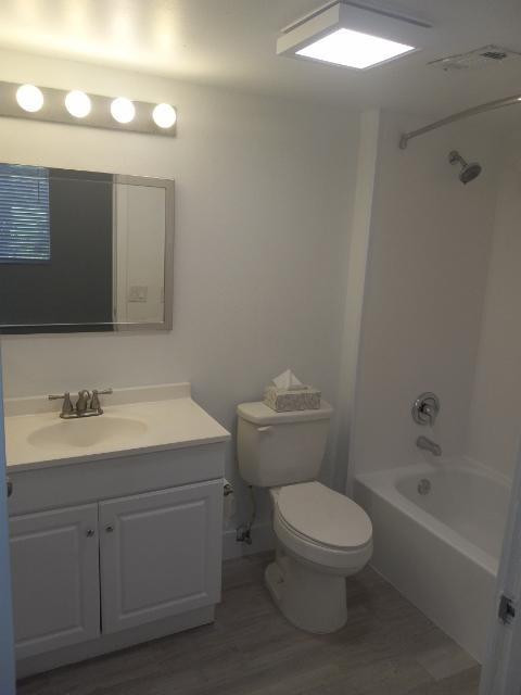 Windward Lakes Condo - Residential Lease