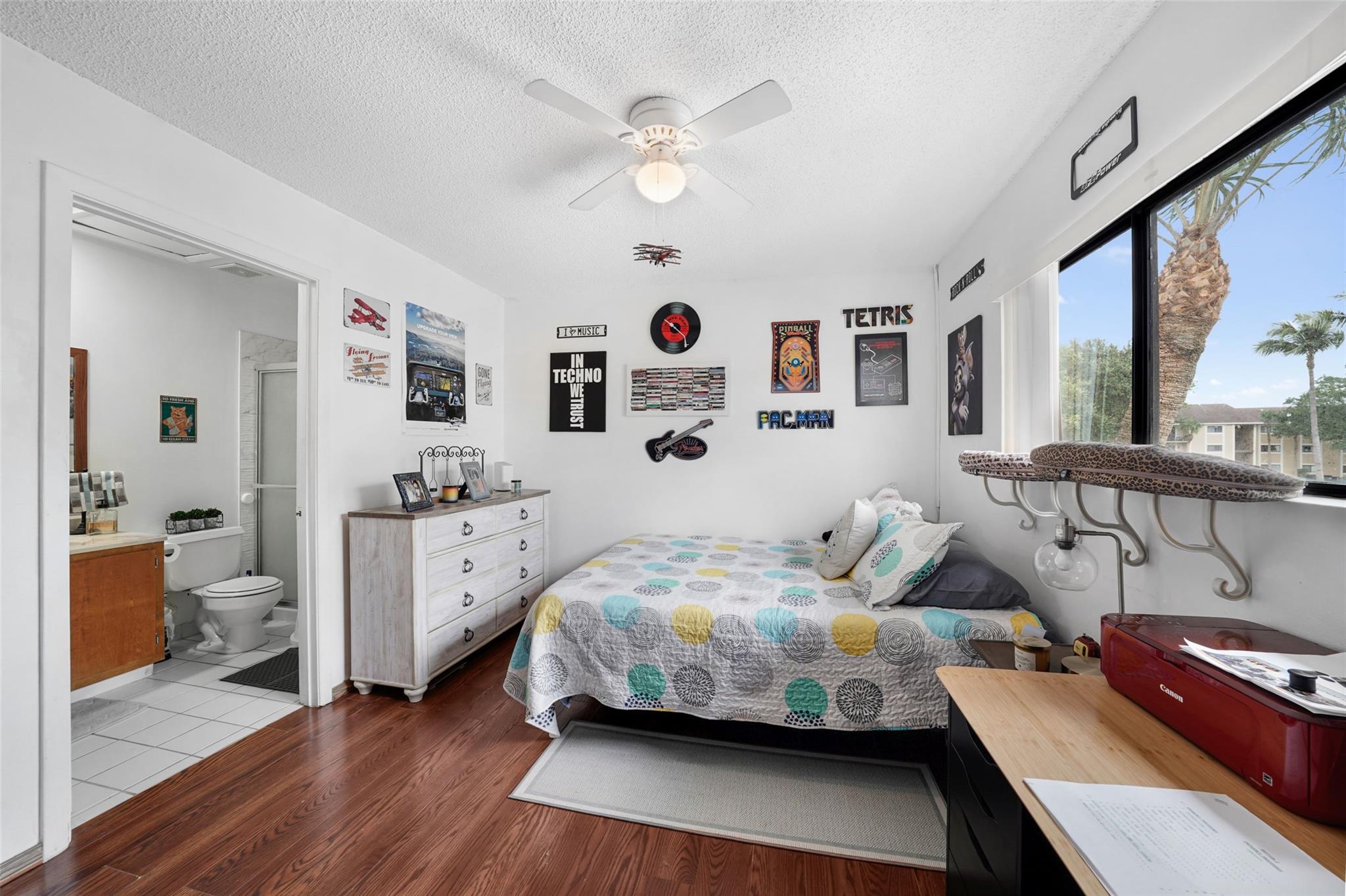 The Palms Of Pembroke Con - Residential Lease