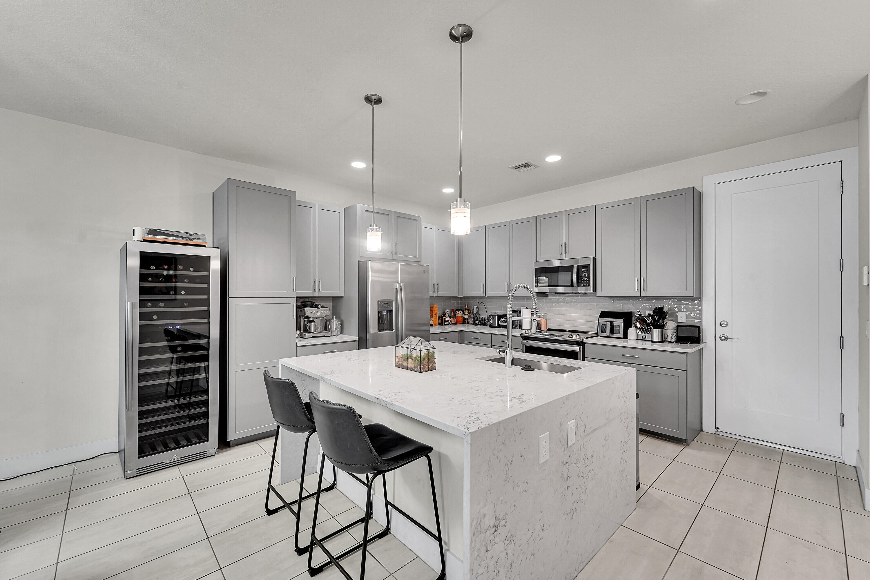 14 South Townhomes - Residential Lease