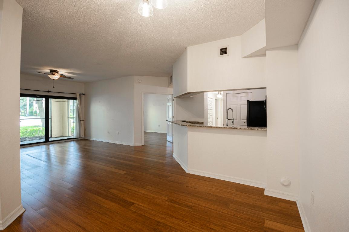 3020 Alcazar Place 106