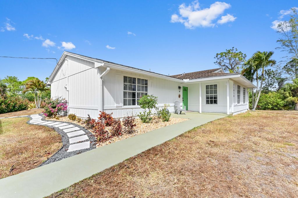 Photo of 15059 72nd Court N, Loxahatchee, FL 33470 (MLS # R11165028)