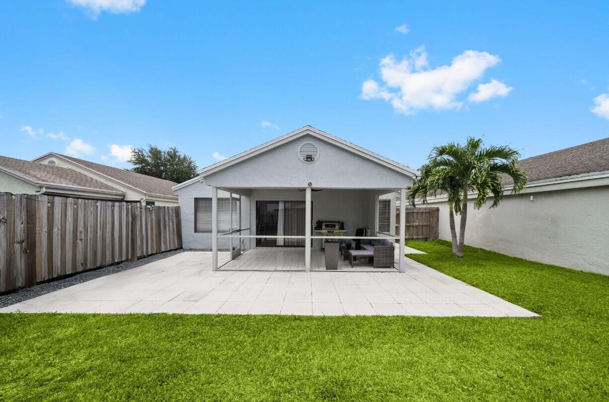 LAKEVIEW HOMES - Residential