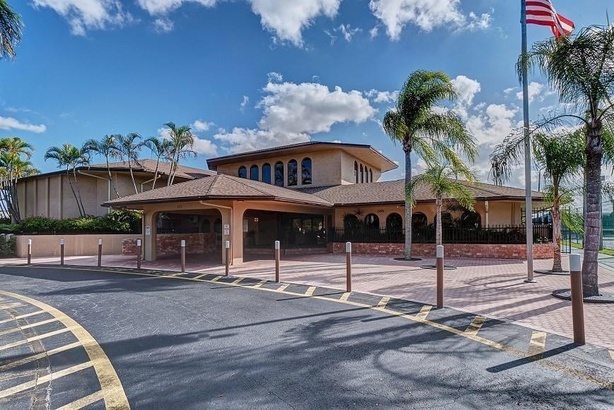 LAKEVIEW HOMES - Residential