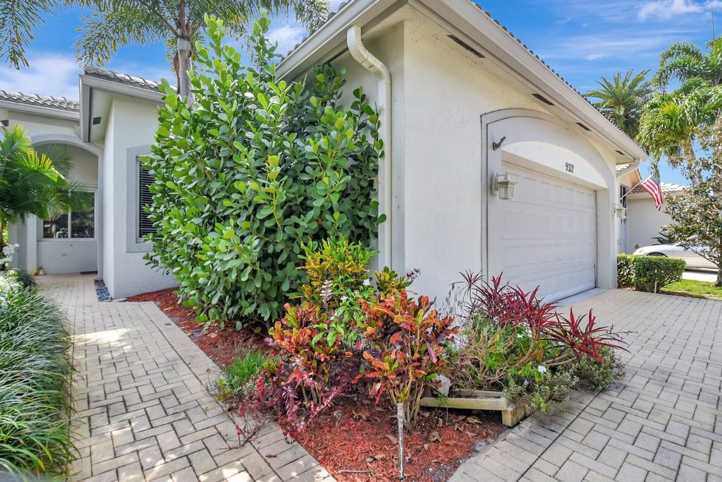 Photo of 9312 Sapphire Cove Drive, West Palm Beach, FL 33411 (MLS # R11076673)