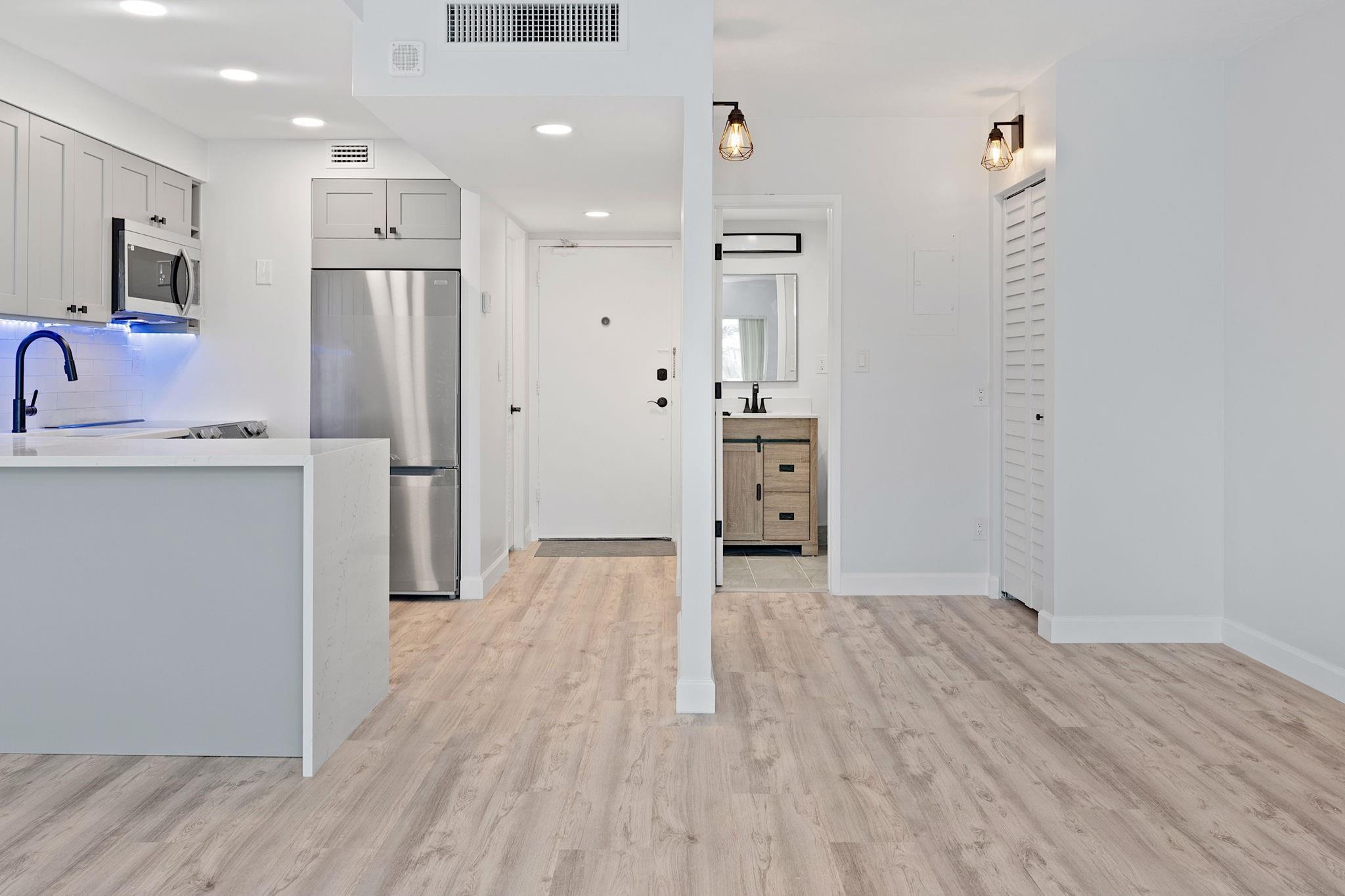 Lauderdale Tower Condo - Residential Lease