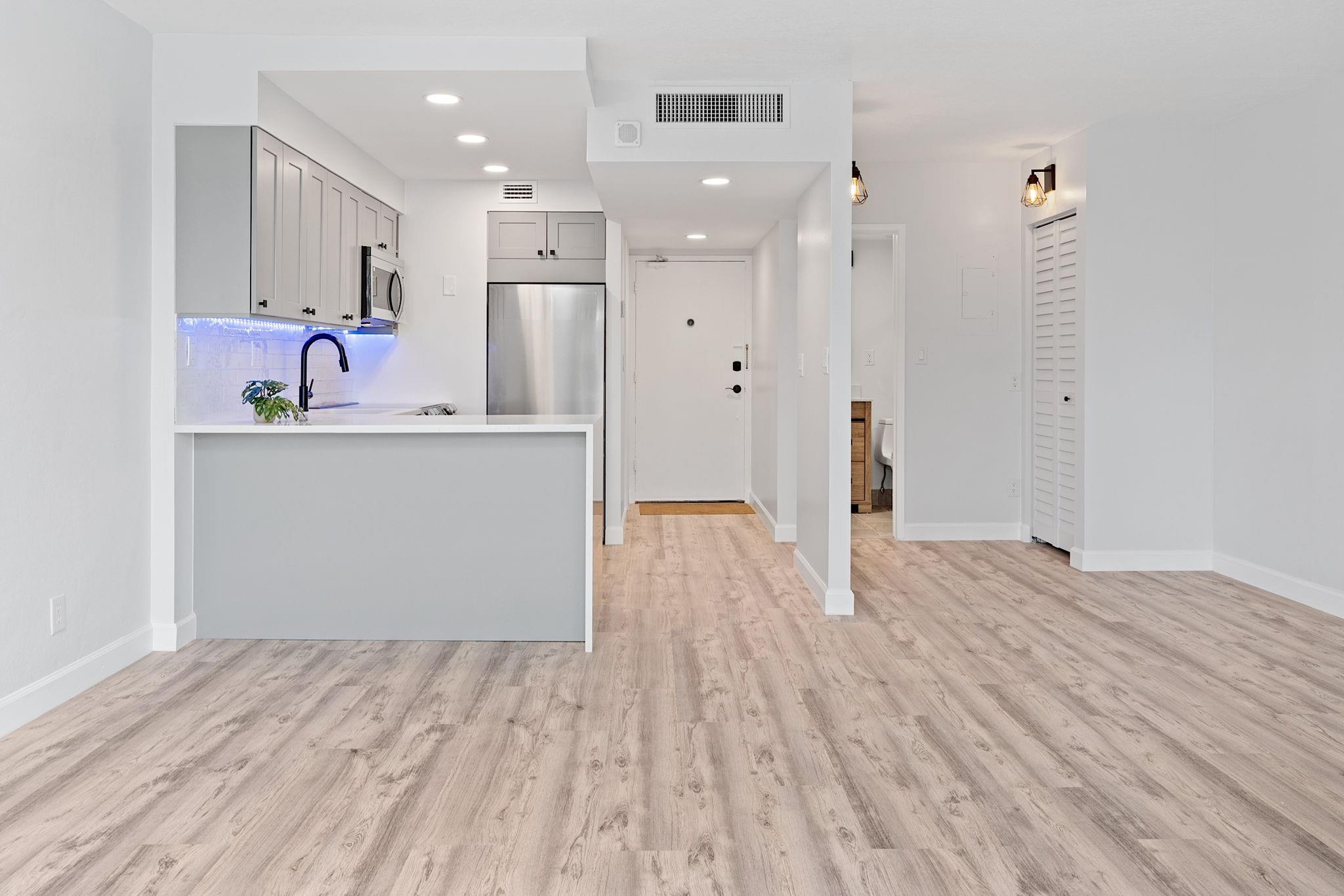 Lauderdale Tower Condo - Residential Lease