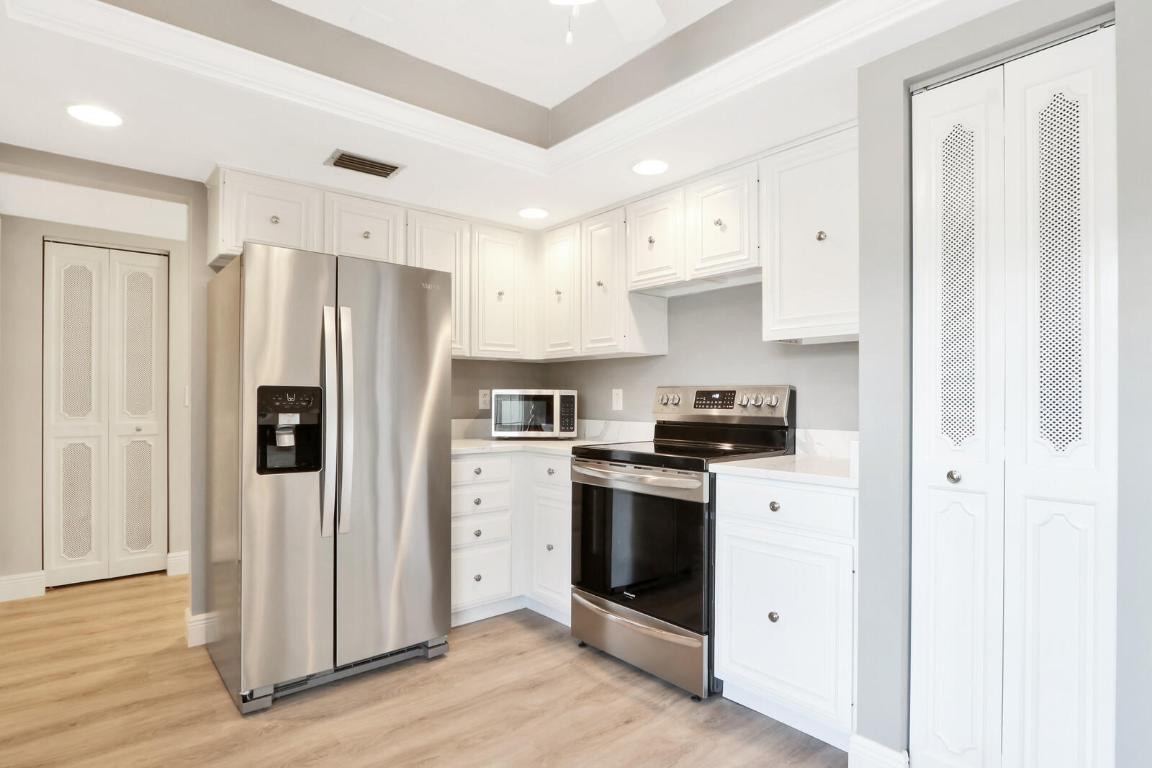 RIVERBEND - Residential