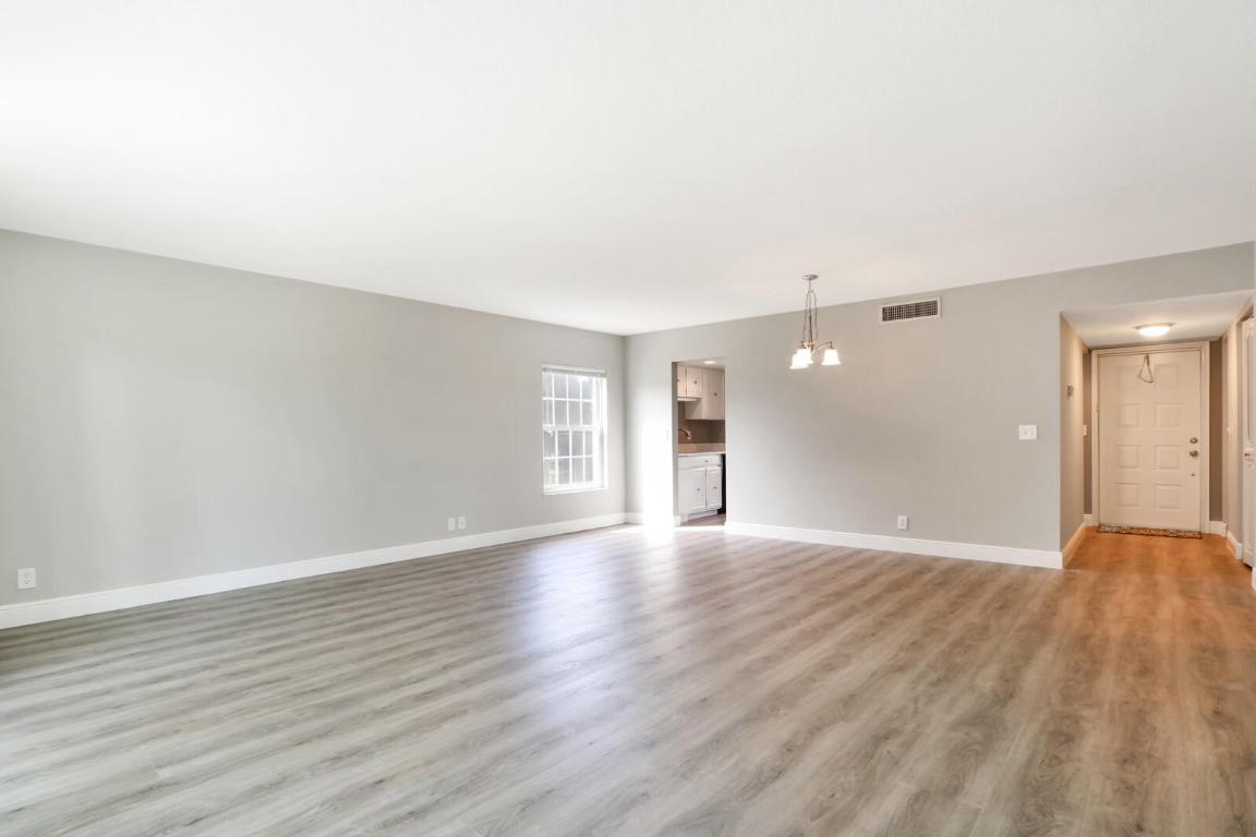 RIVERBEND - Residential