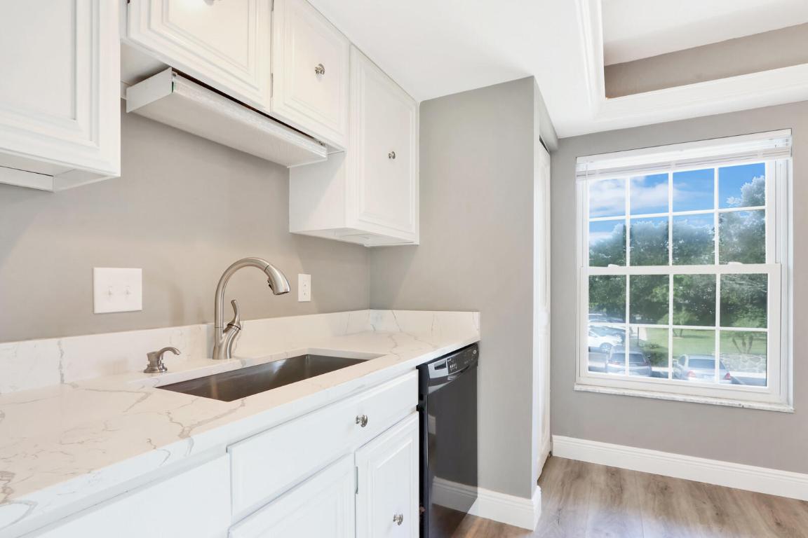 RIVERBEND - Residential