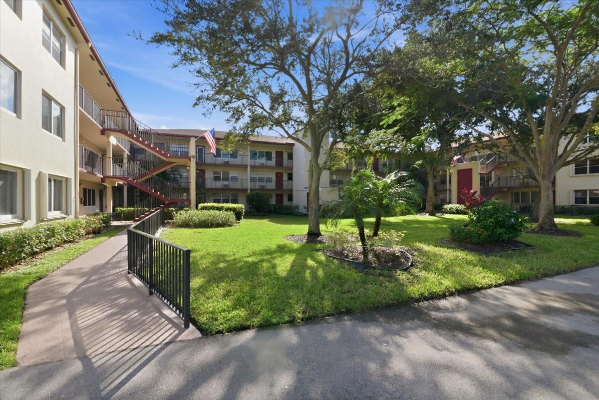 13300 SW 1st St 206o