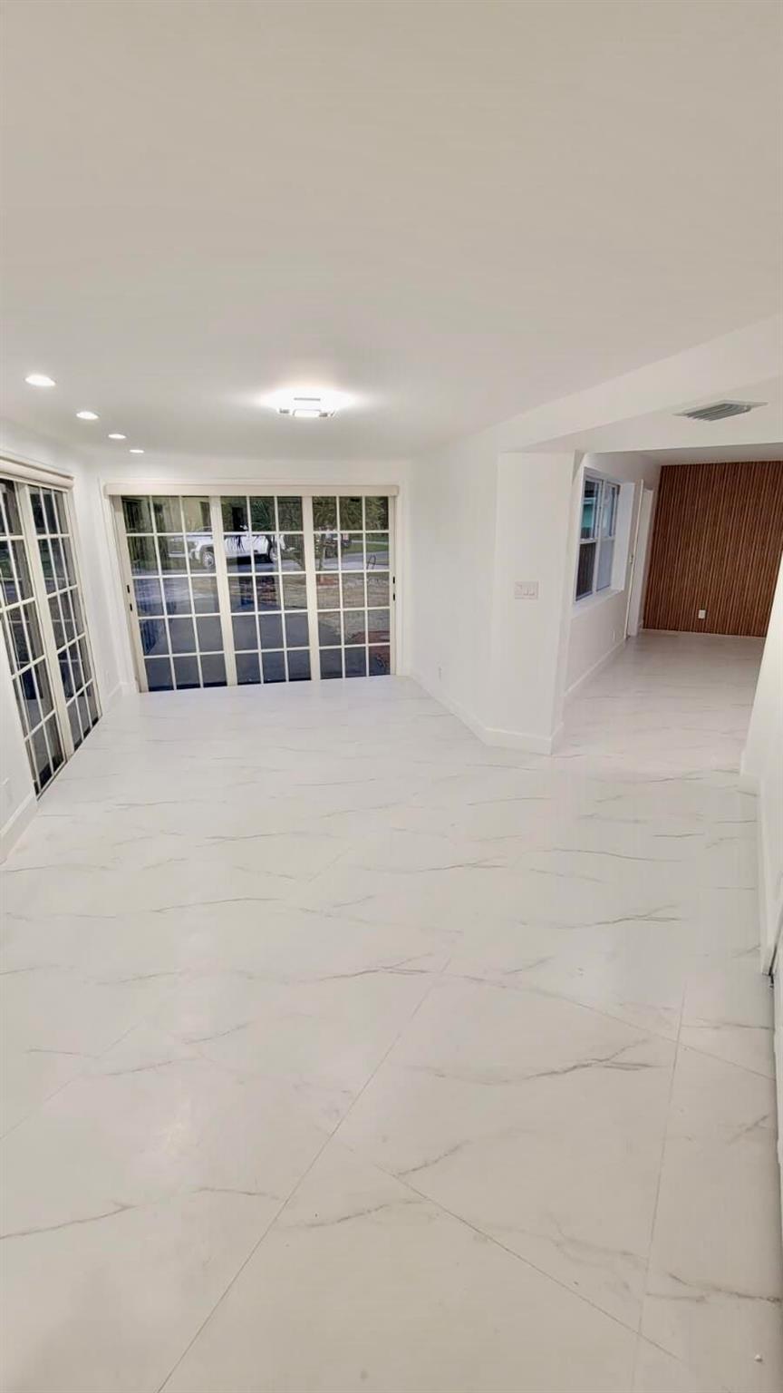 SEACREST ESTS IN - Residential