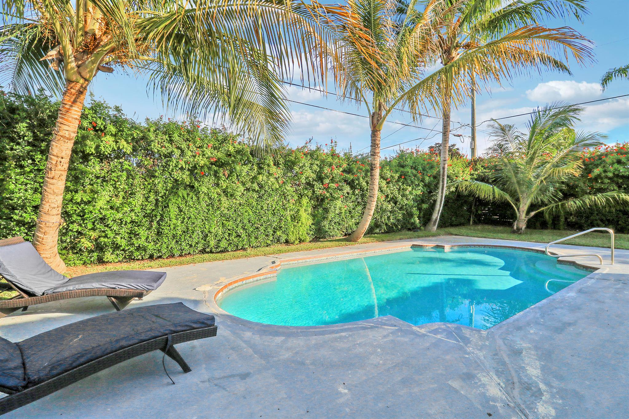 Village of North Palm Bea - Residential