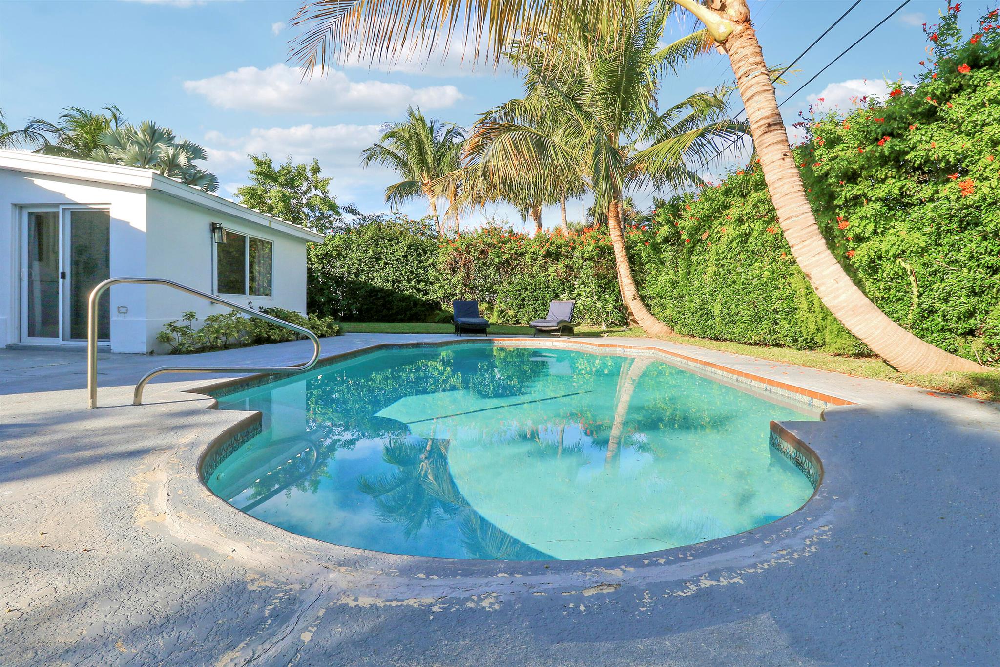 Village of North Palm Bea - Residential