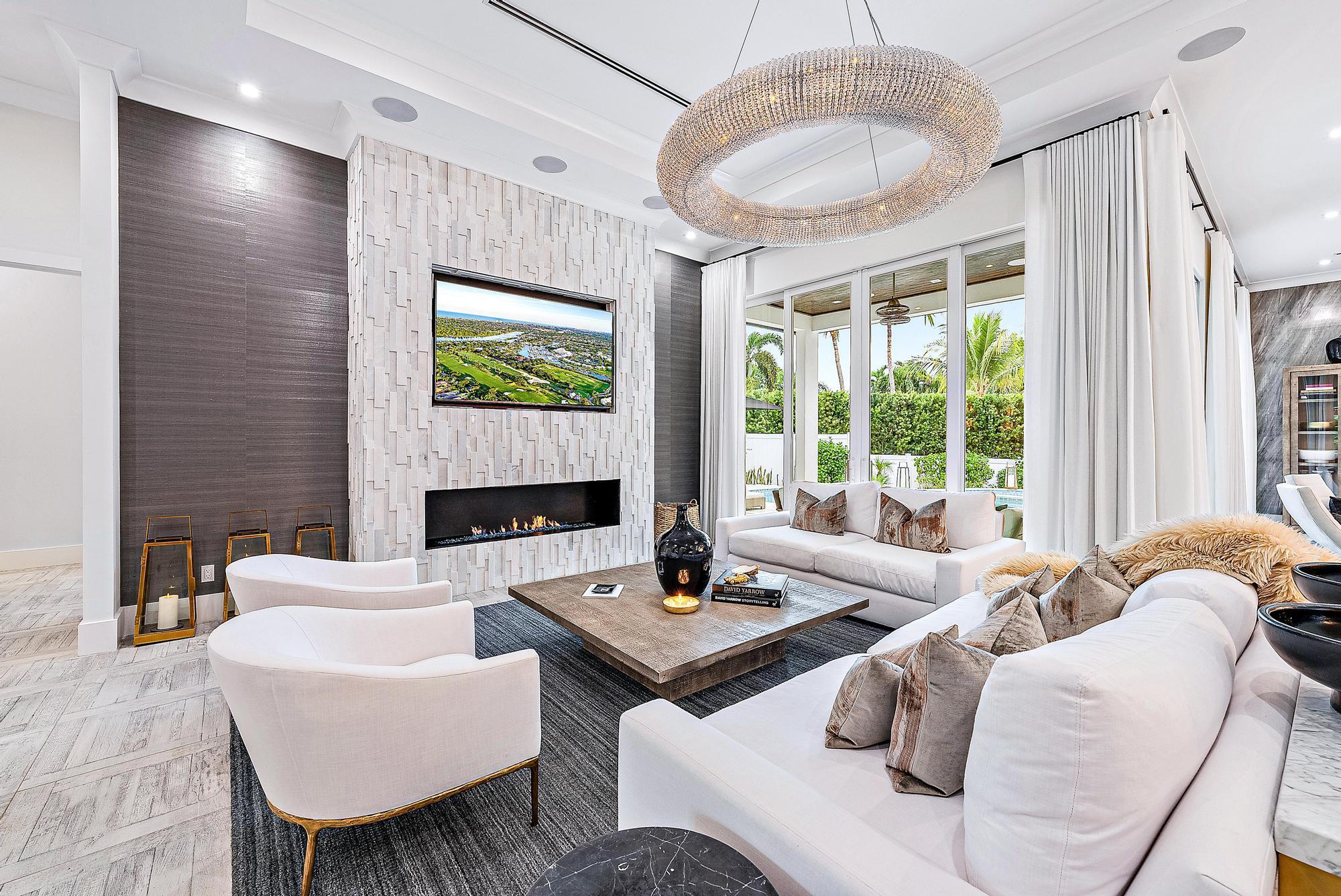 NORTH PALM BEACH VILLAGE - Residential