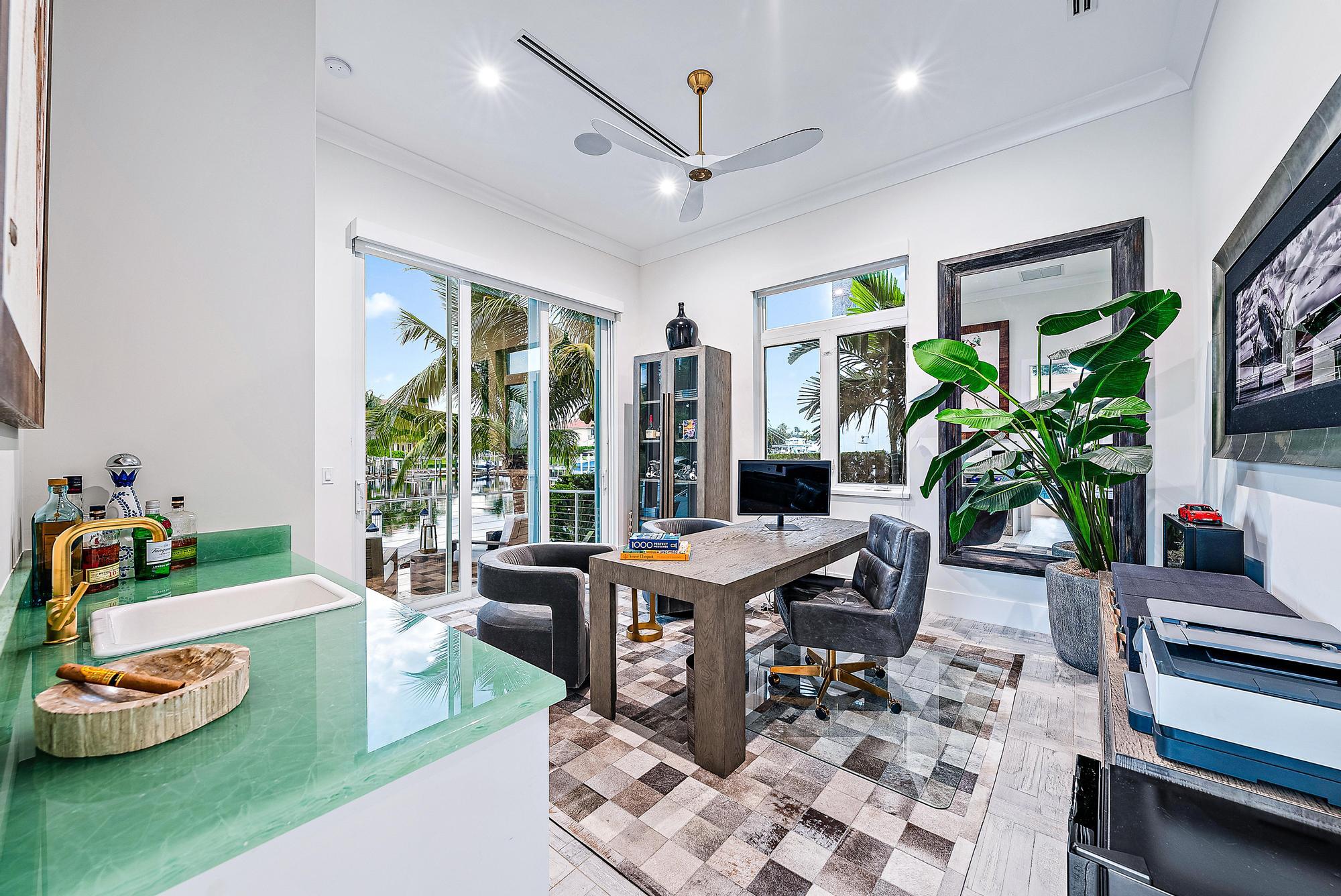 NORTH PALM BEACH VILLAGE OF PL 6 IN PB 26 PGS 10 T - Residential