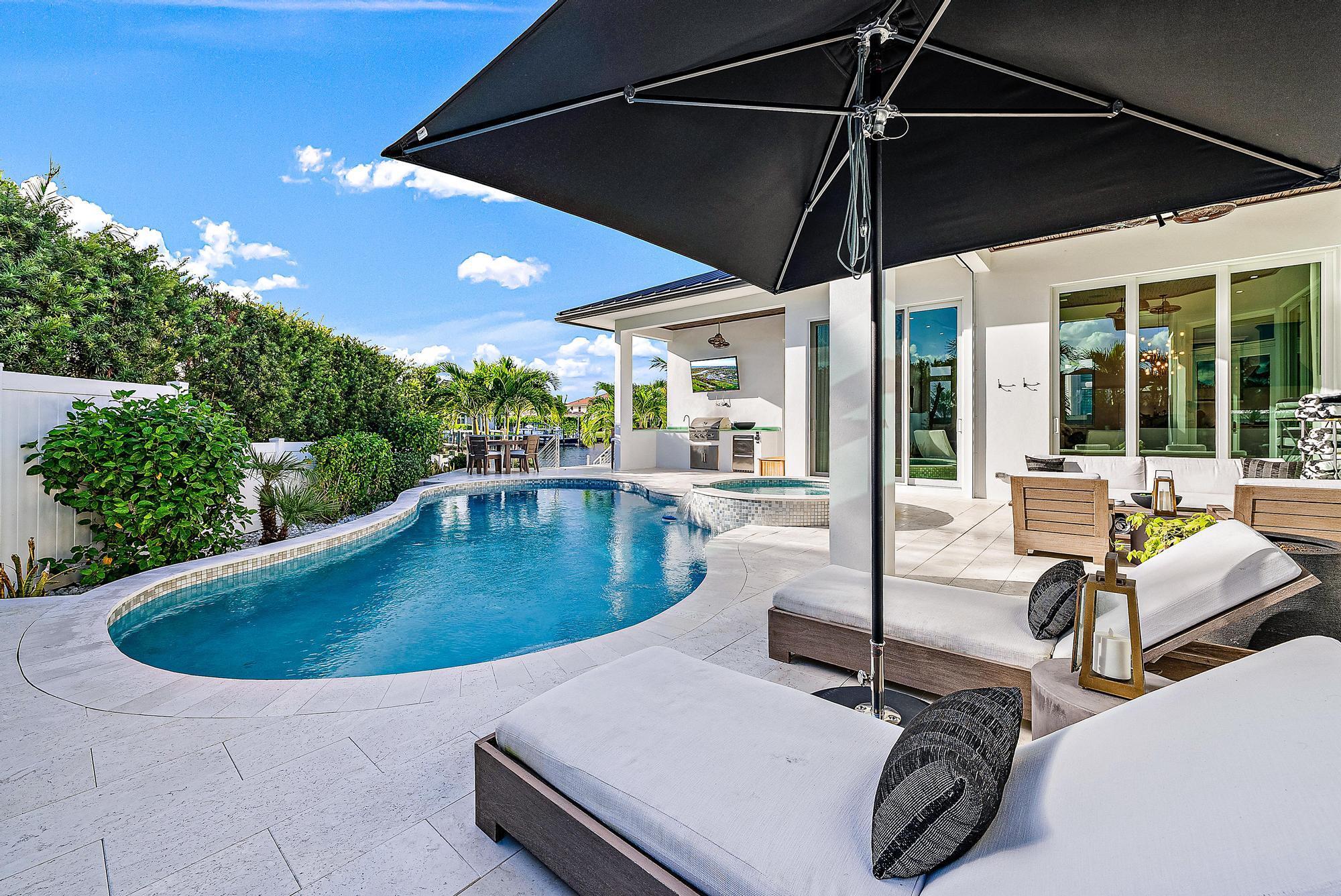 NORTH PALM BEACH VILLAGE - Residential