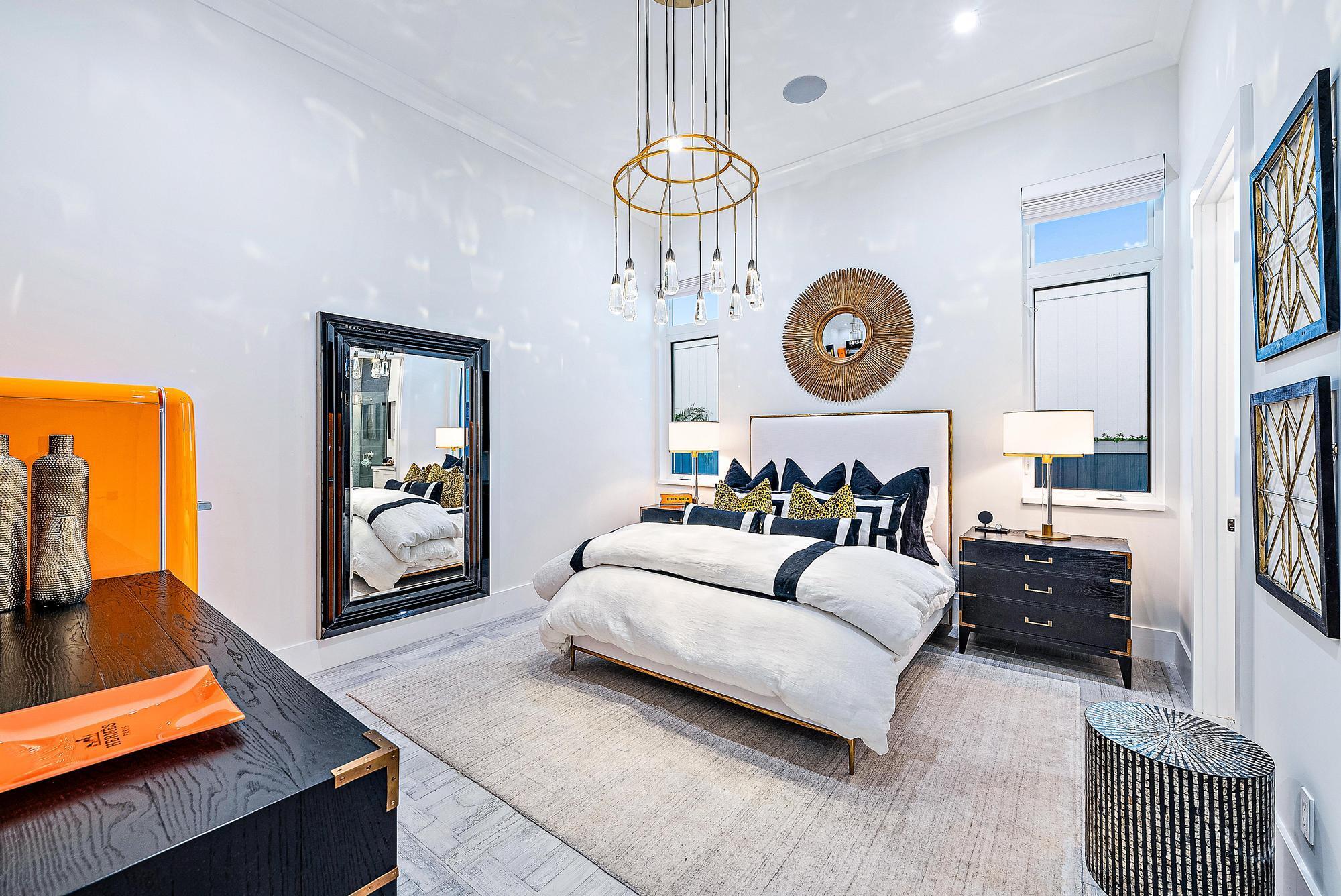 NORTH PALM BEACH VILLAGE - Residential