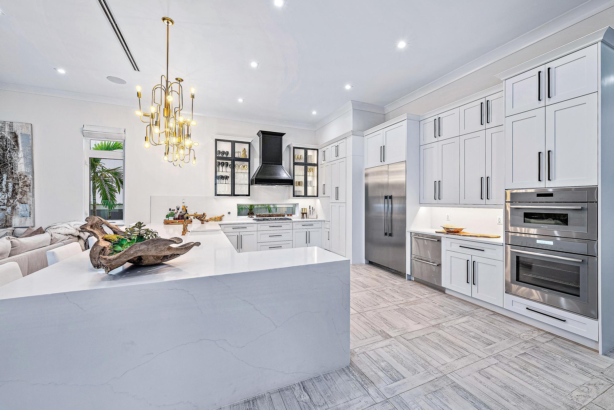 NORTH PALM BEACH VILLAGE - Residential