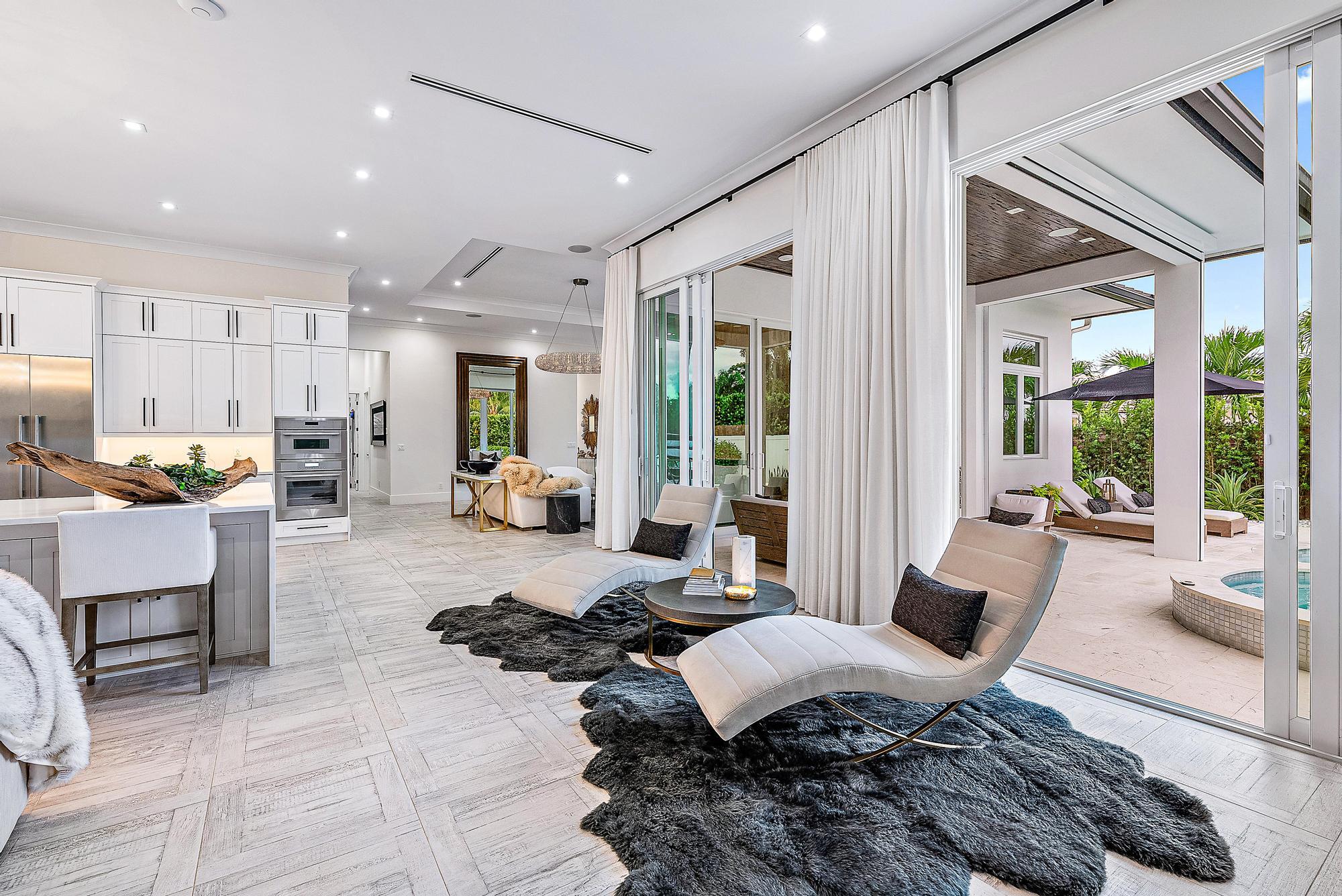 NORTH PALM BEACH VILLAGE OF PL 6 IN PB 26 PGS 10 T - Residential