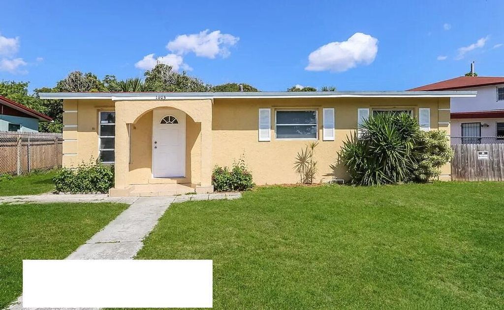 Photo of 1403 8th Street, West Palm Beach, FL 33401 (MLS # R10755444)